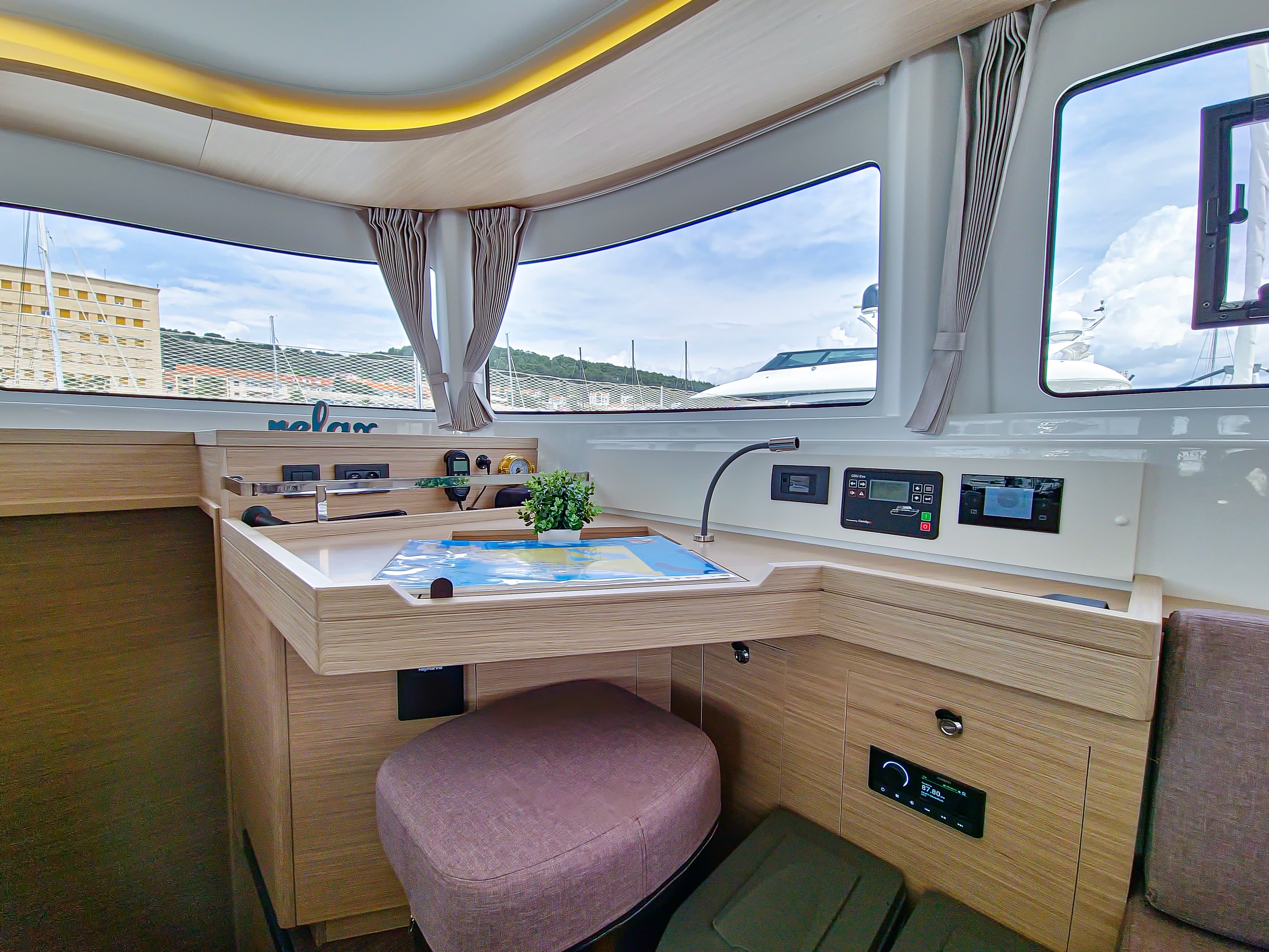 Lagoon 46  - photo 39