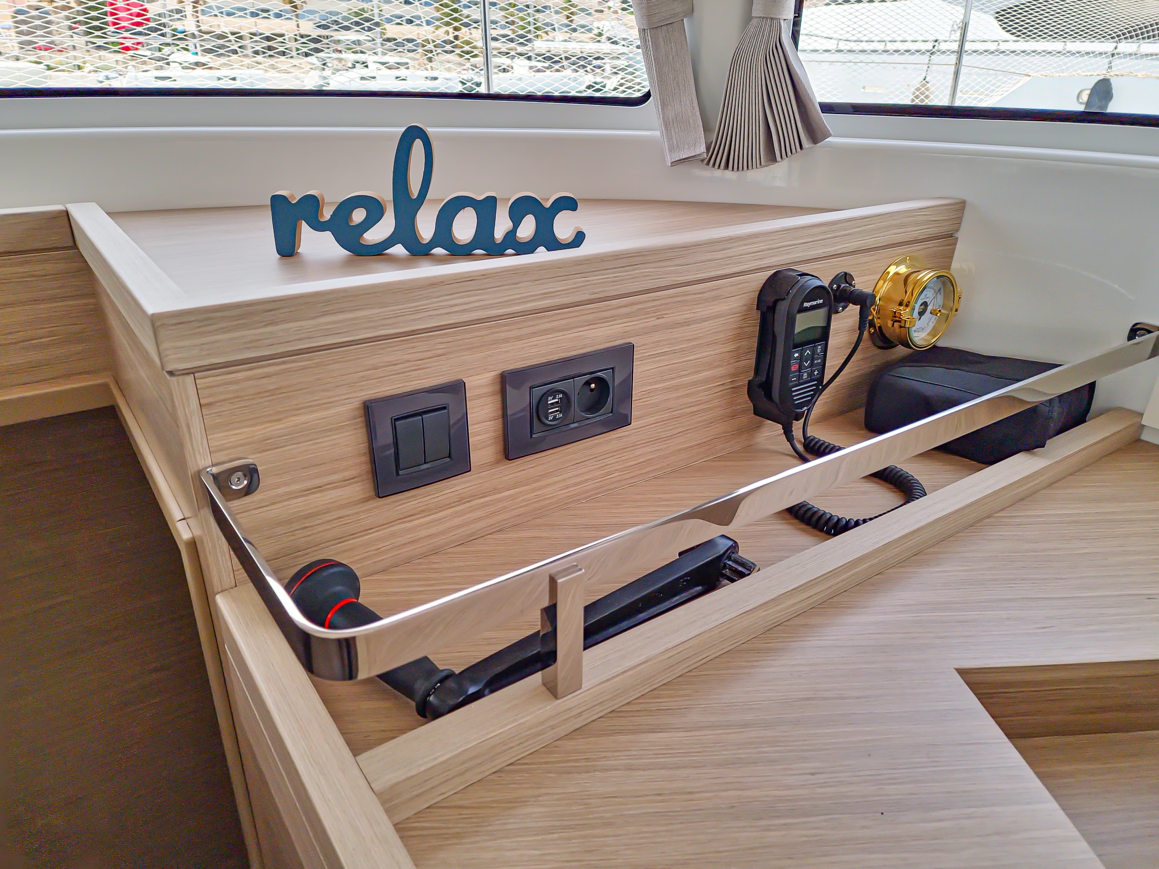 Lagoon 46  - photo 36