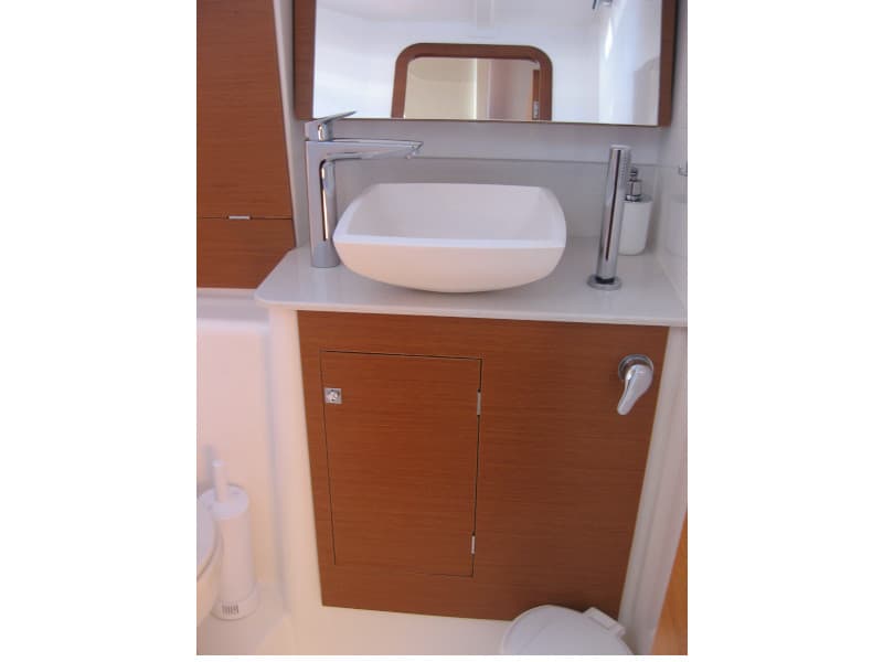 Dufour 382 Grand Large - photo 17