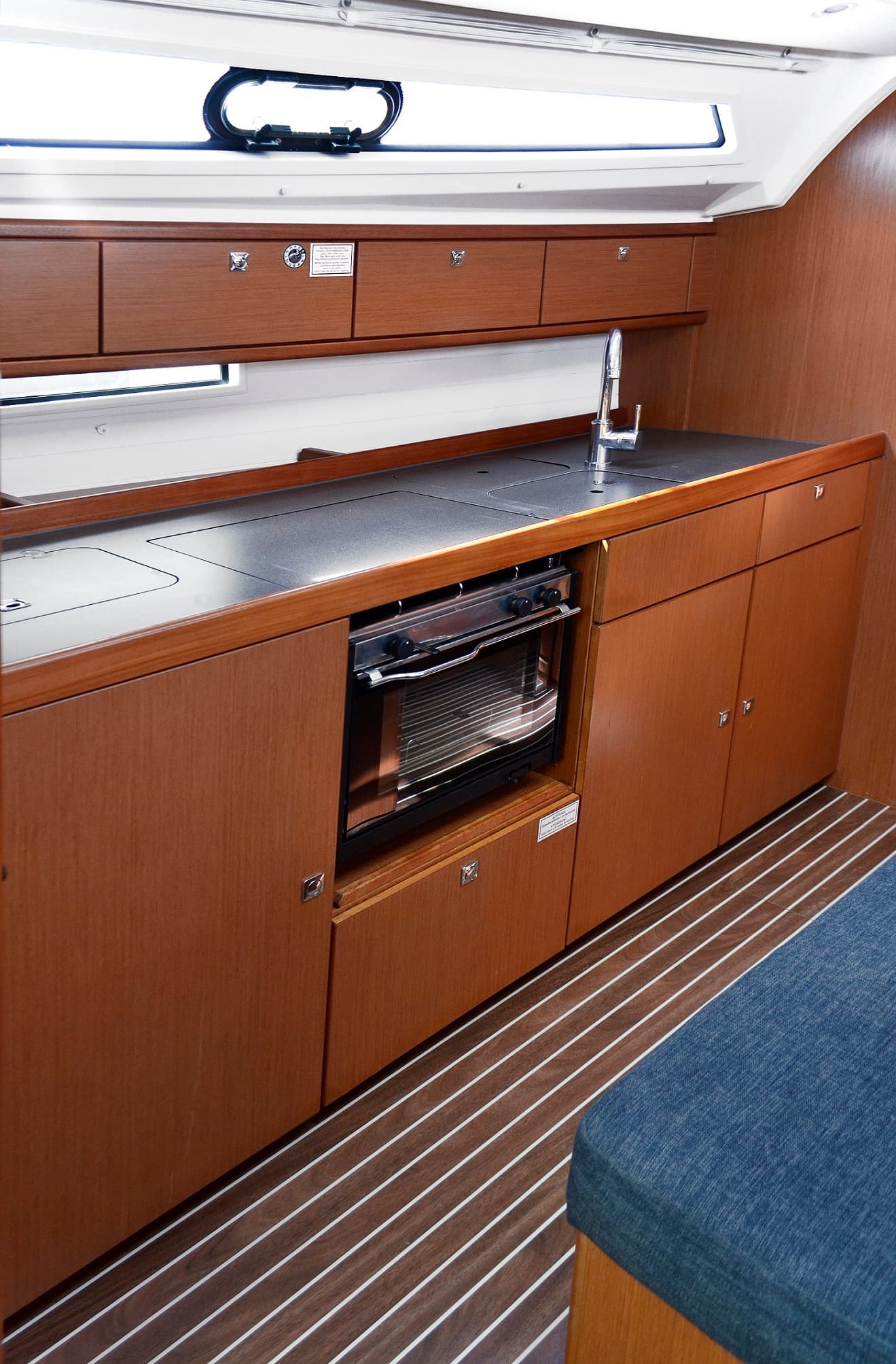 Bavaria Cruiser 41 - photo 6