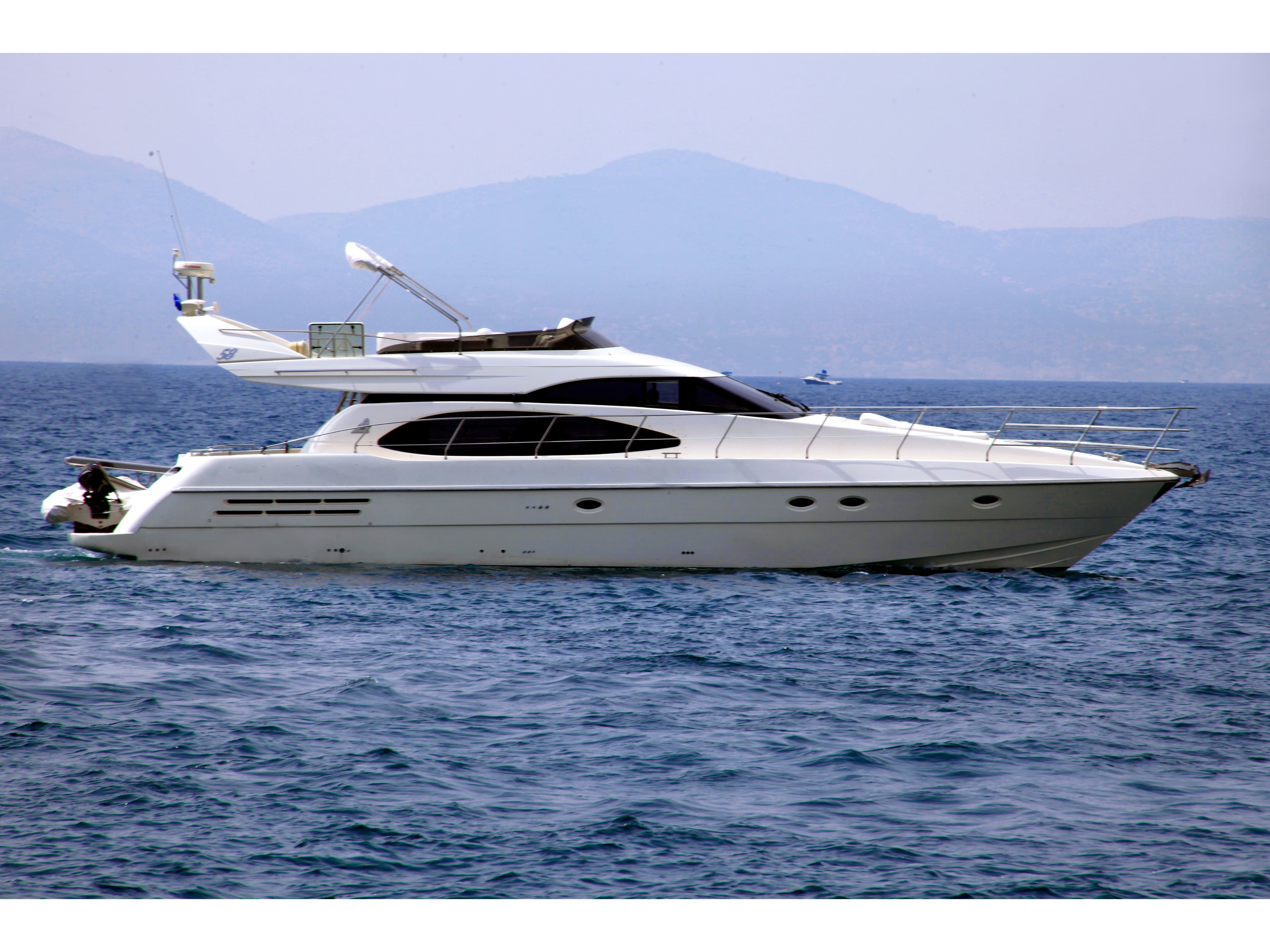 Azimut 58 - photo