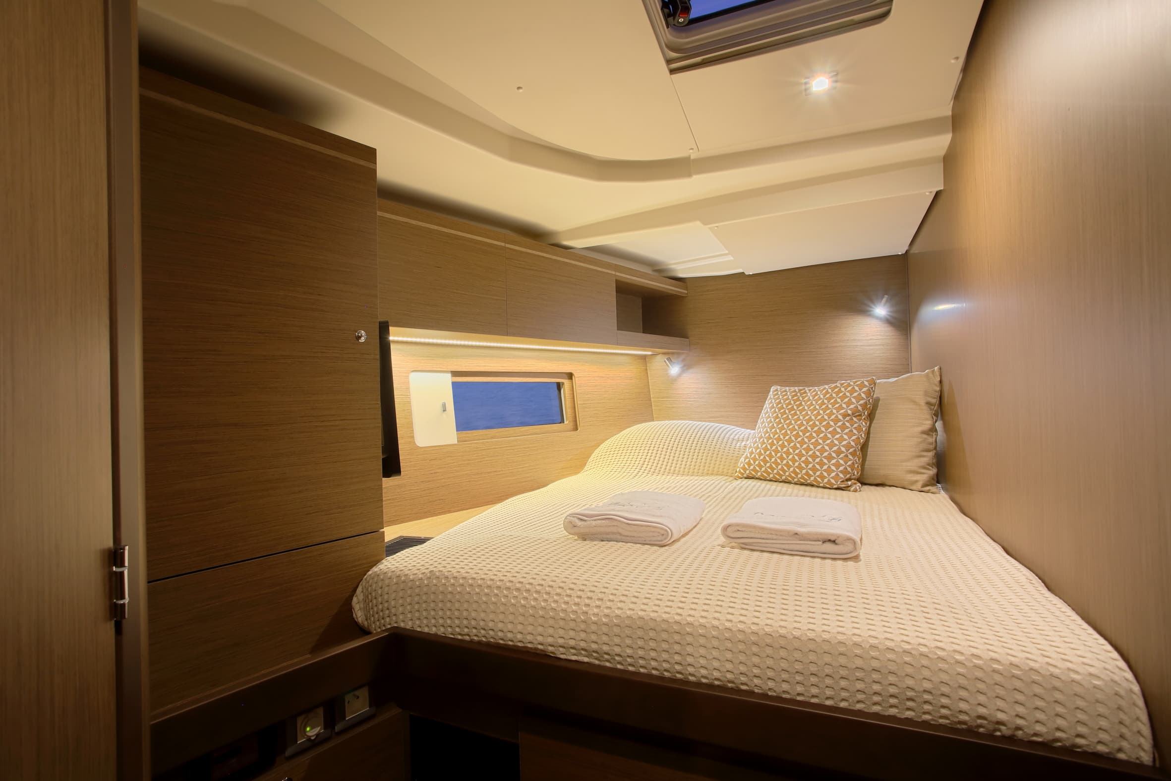 Oceanis 51.1 - photo 13