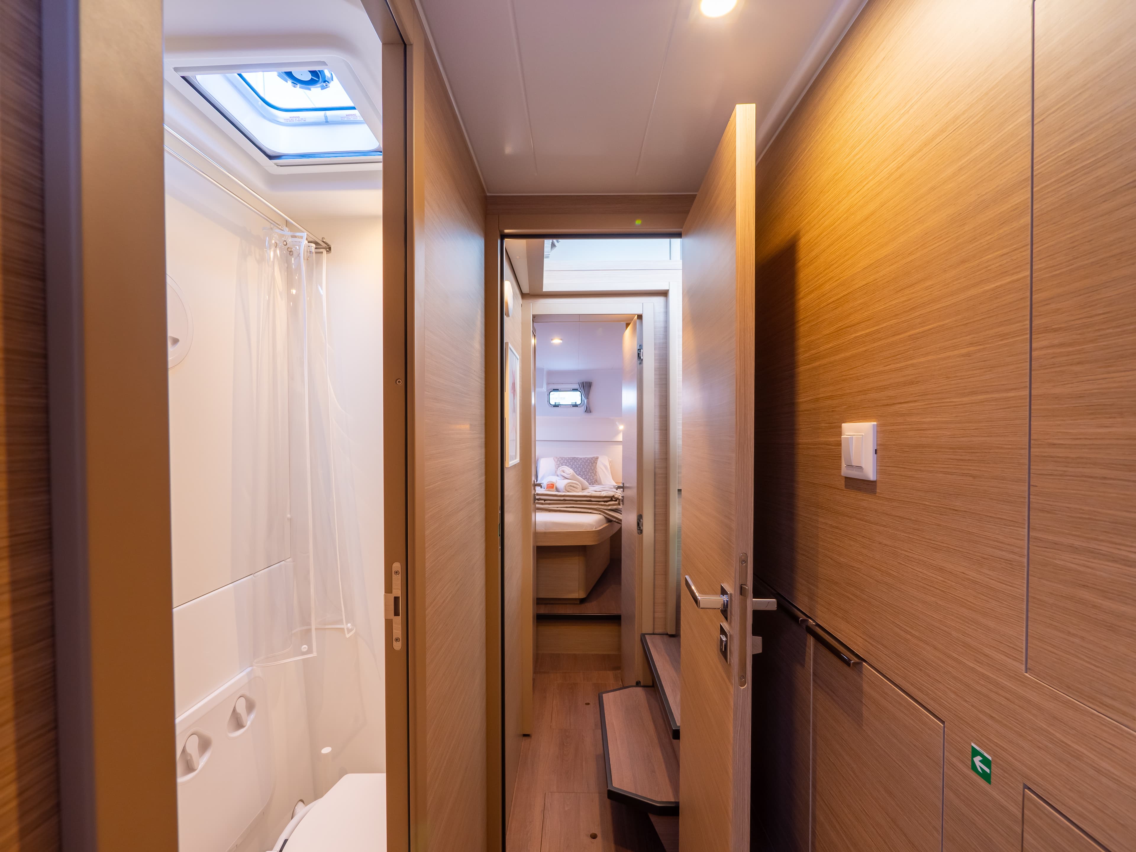 Lagoon 40 - photo 19