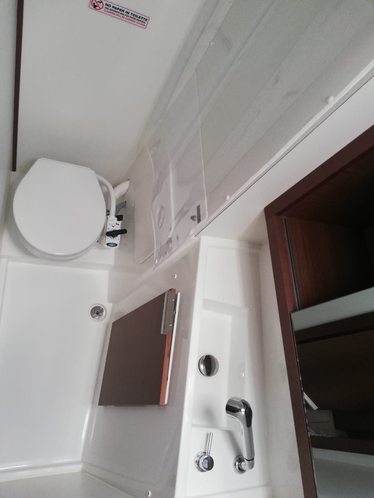 Lagoon 40 - photo 23