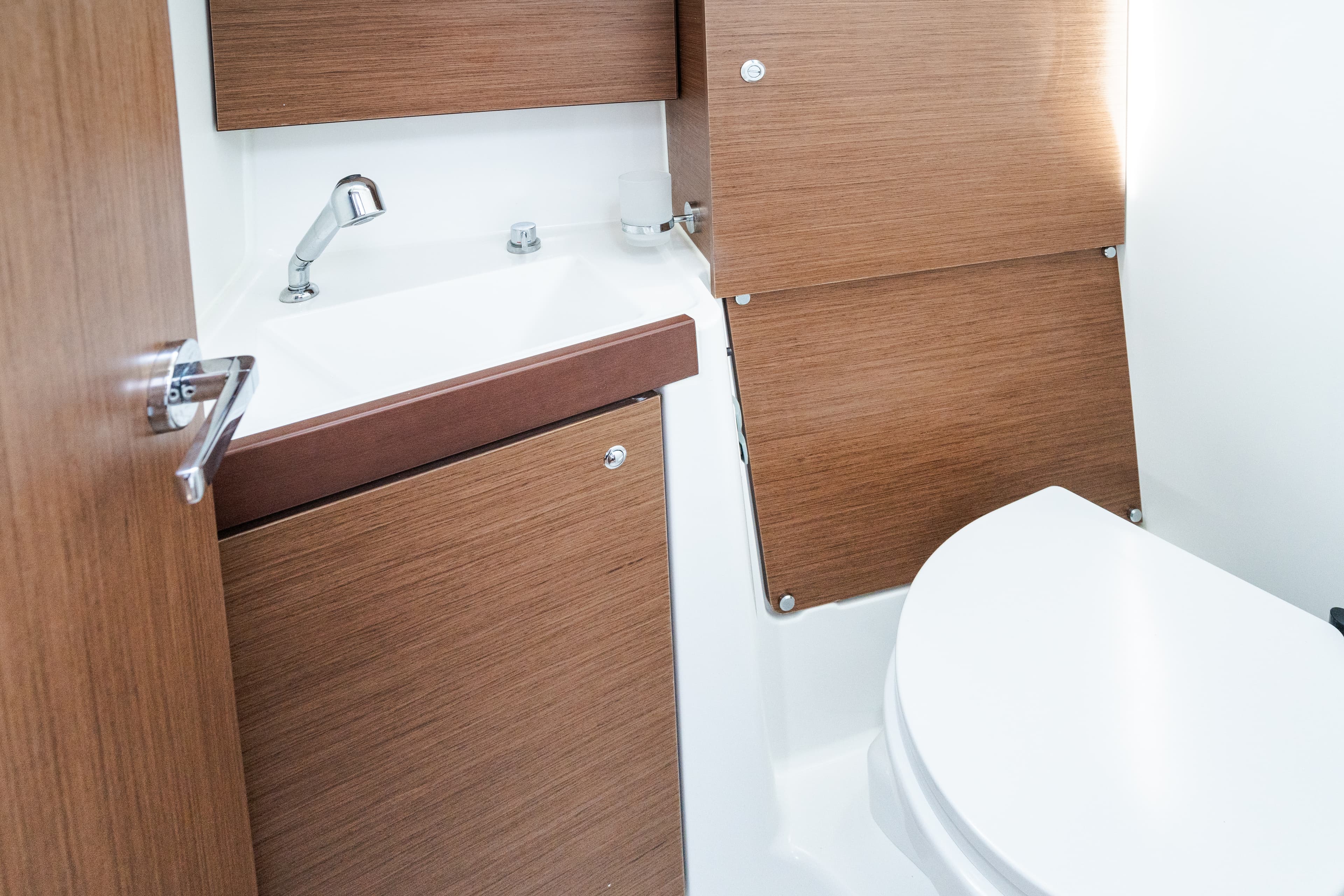 Oceanis 38.1 - photo 5