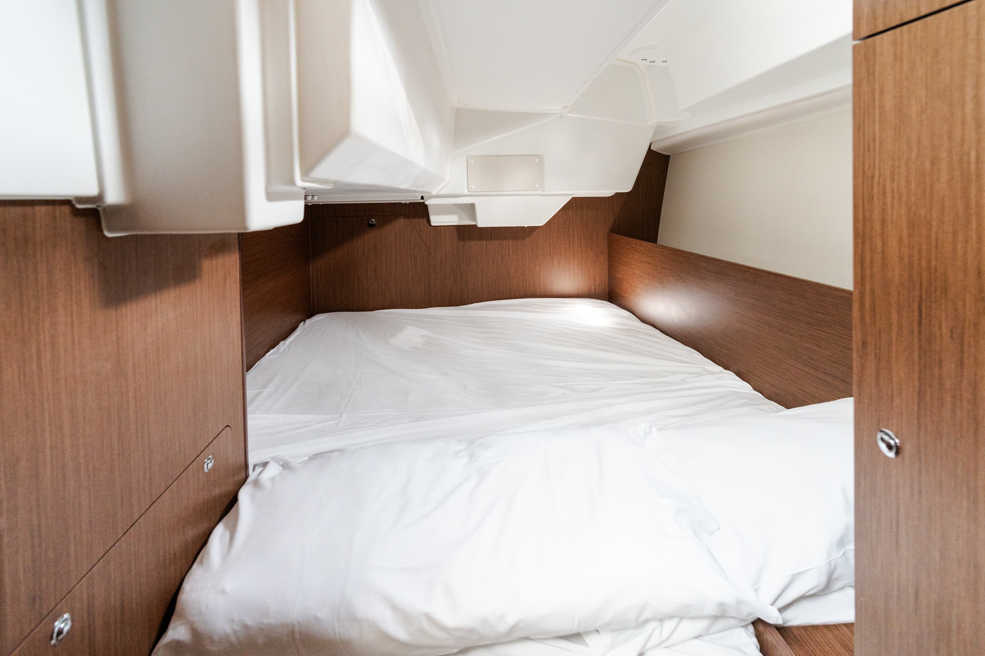 Oceanis 38.1 - photo 28