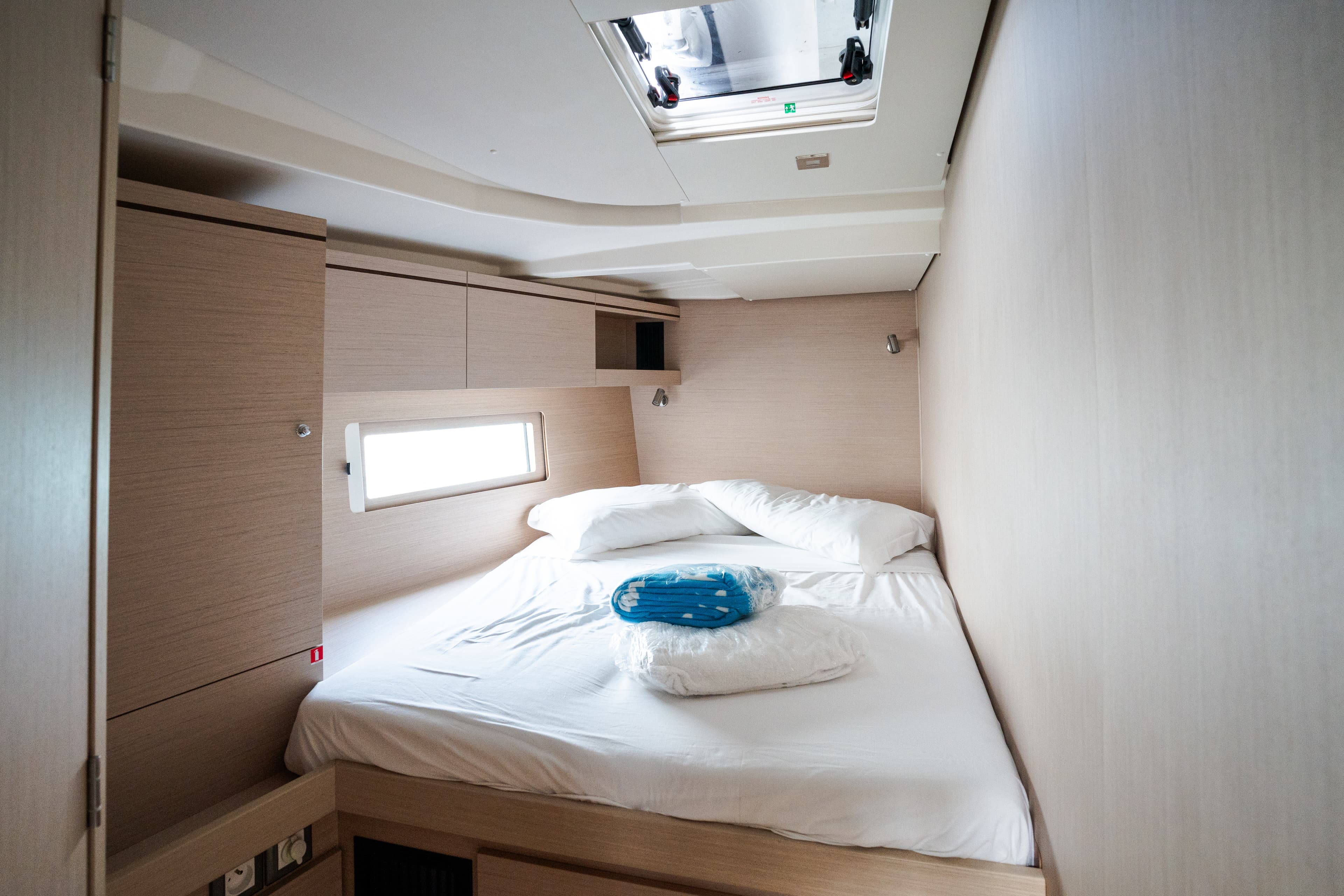 Oceanis 51.1 - photo 34