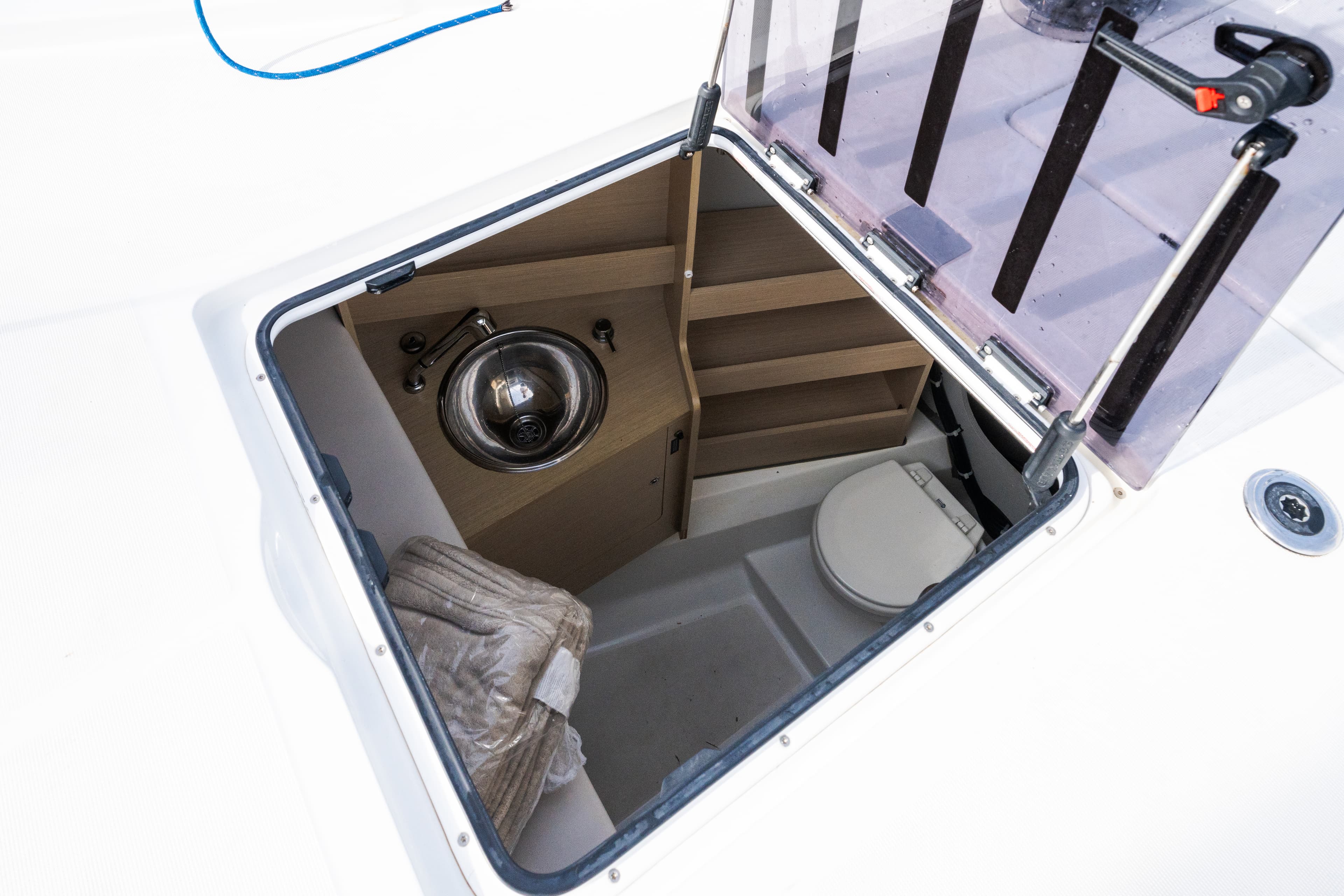 Oceanis 51.1 - photo 11