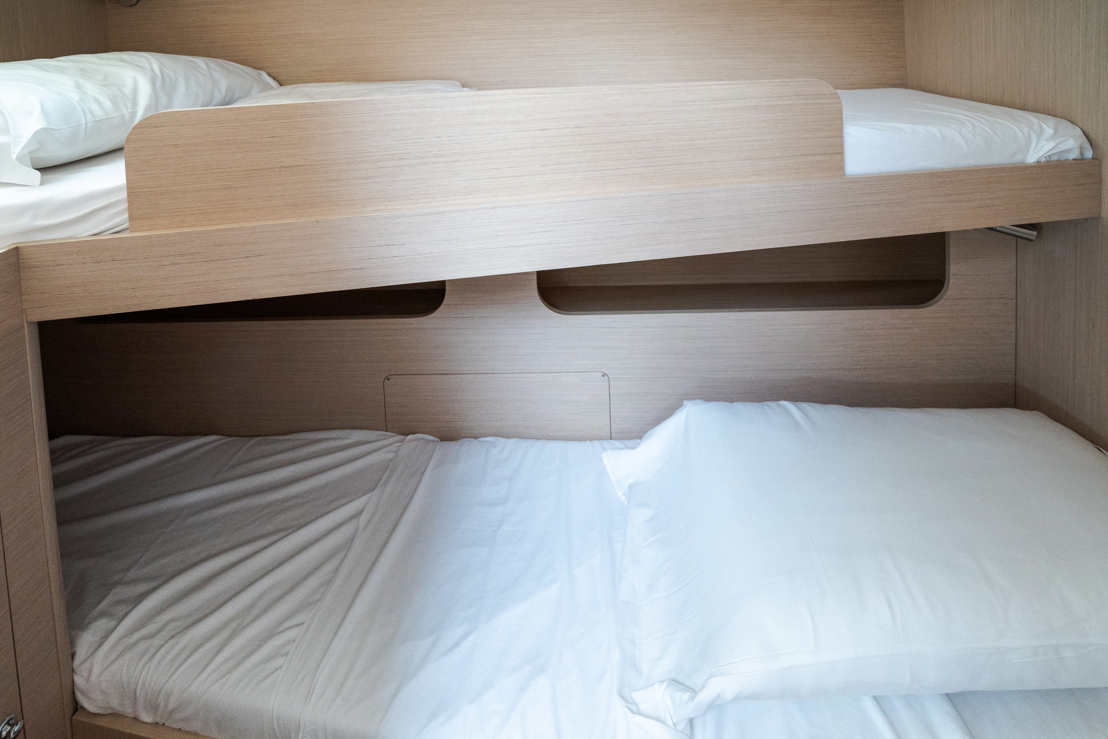 Oceanis 51.1 - photo 21