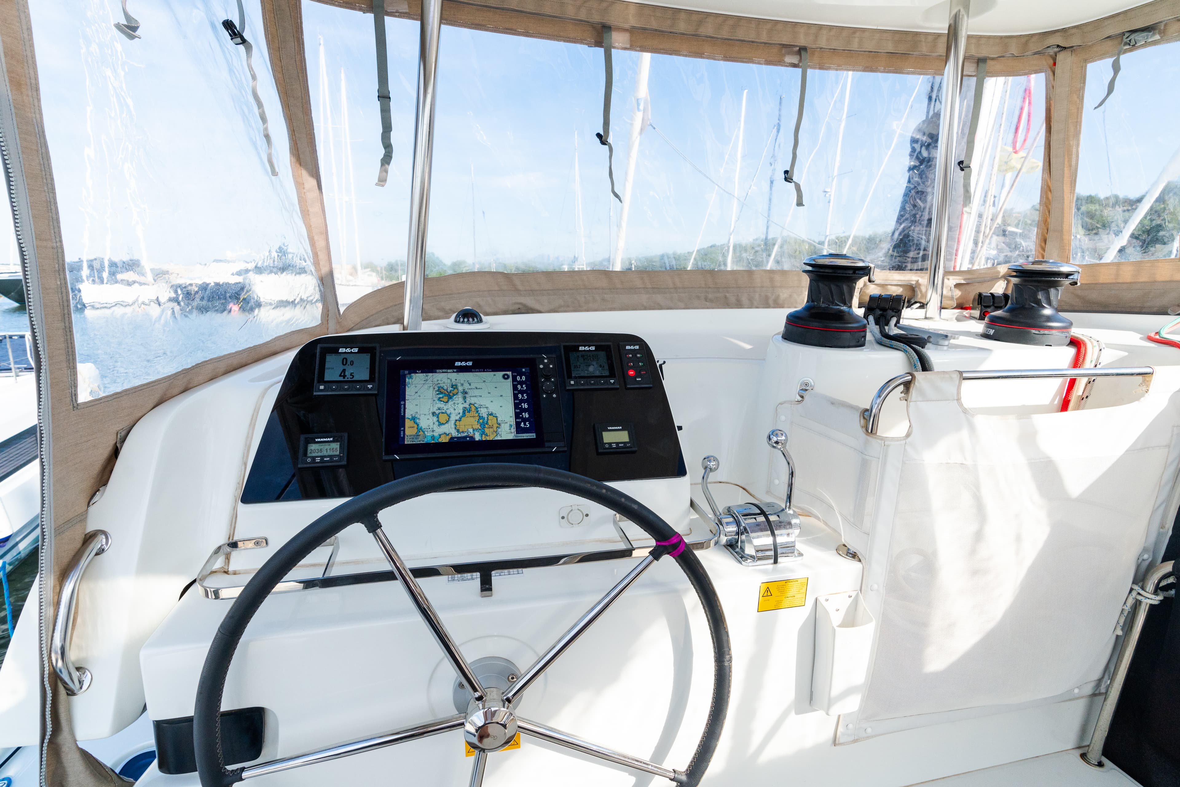 Lagoon 42 - photo 18