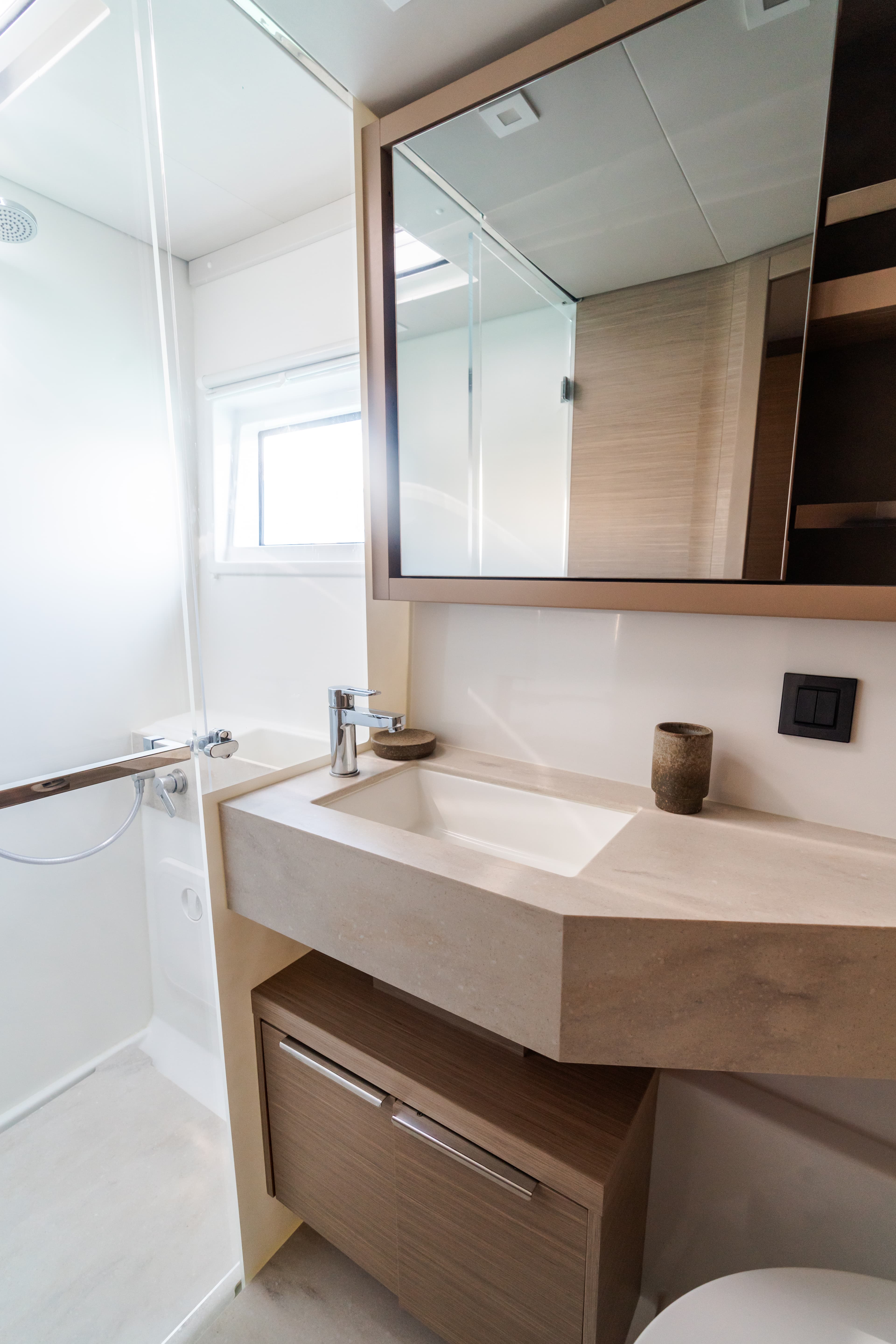 Lagoon 46  - photo 15