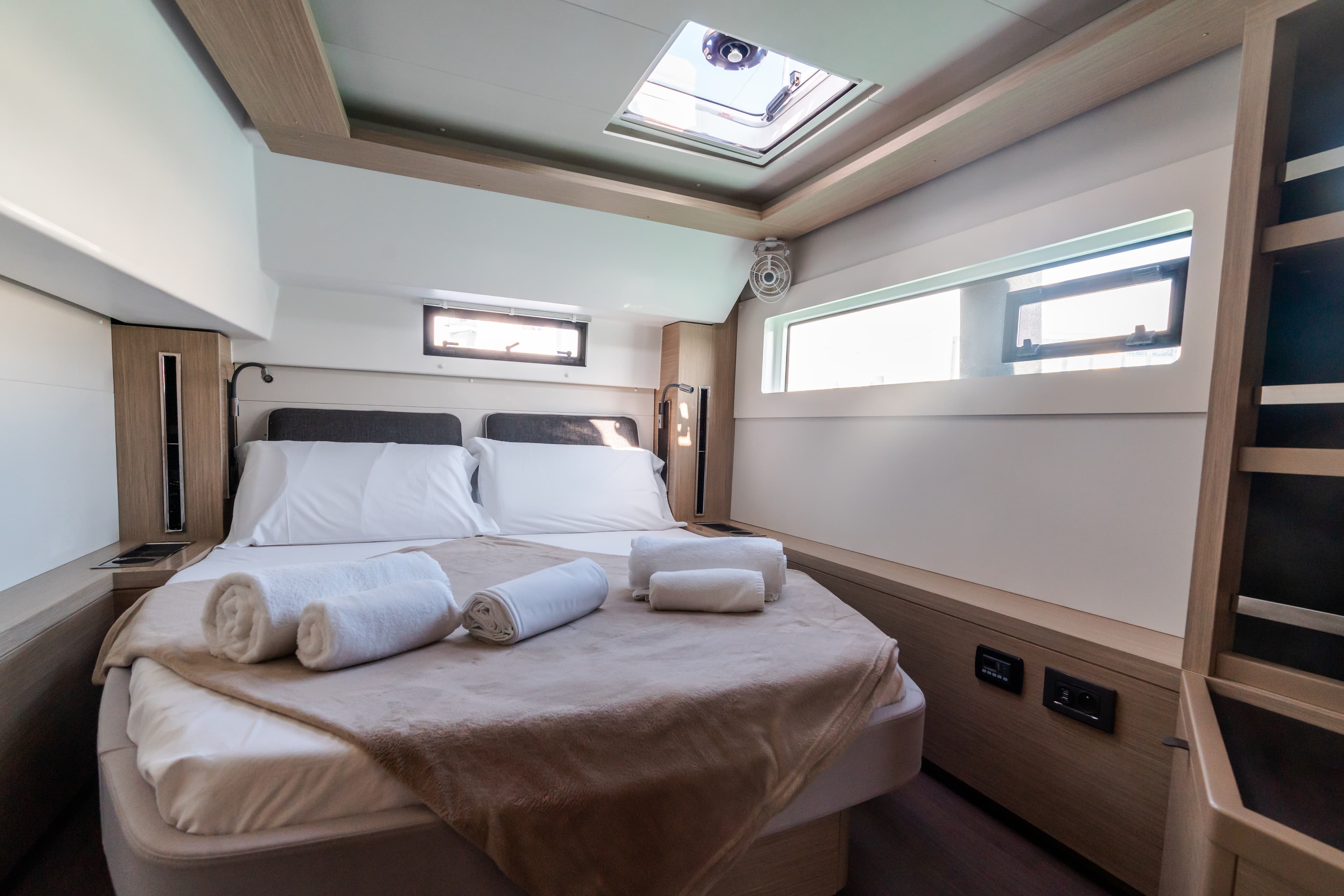 Lagoon 46  - photo 14