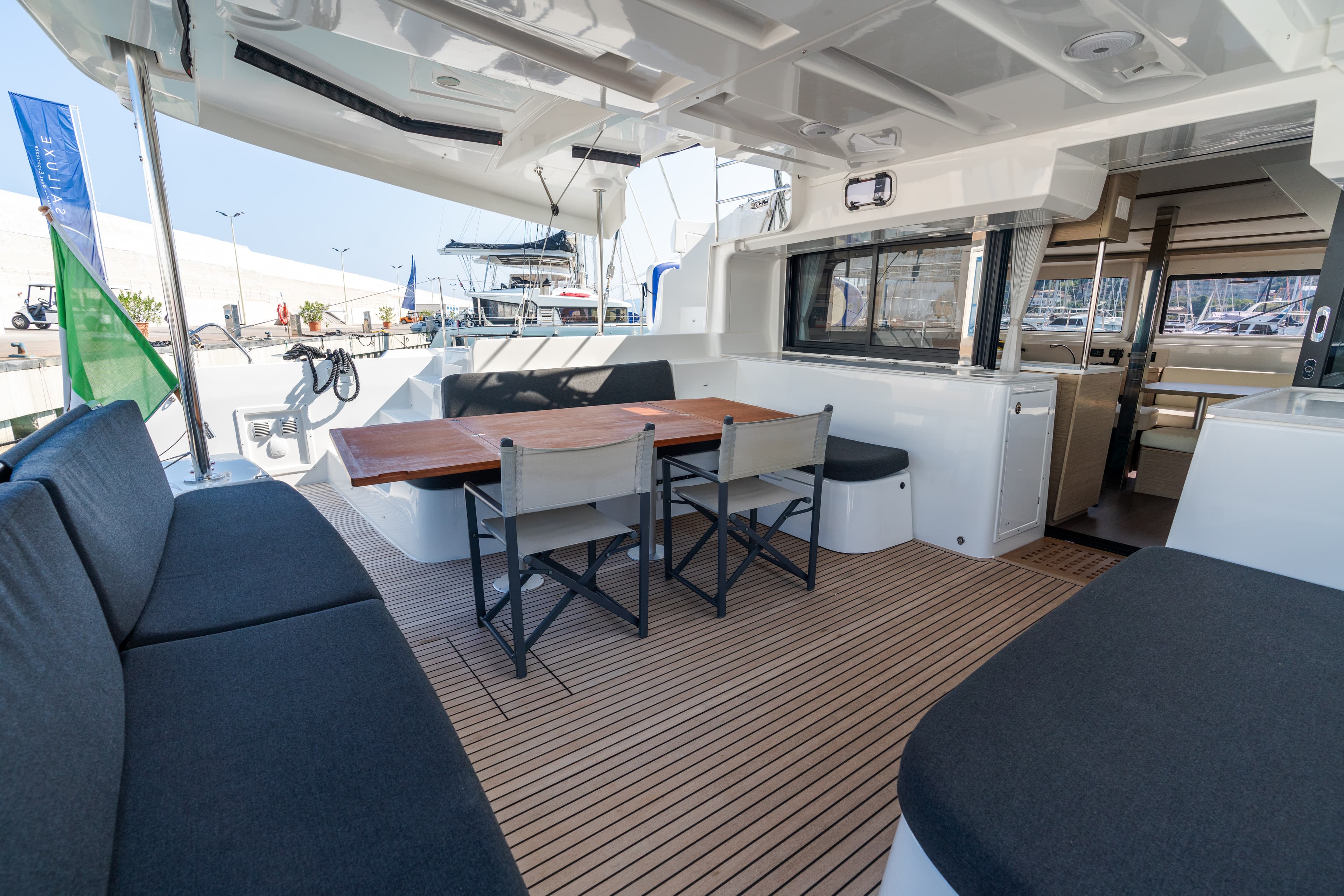 Lagoon 46  - photo 33