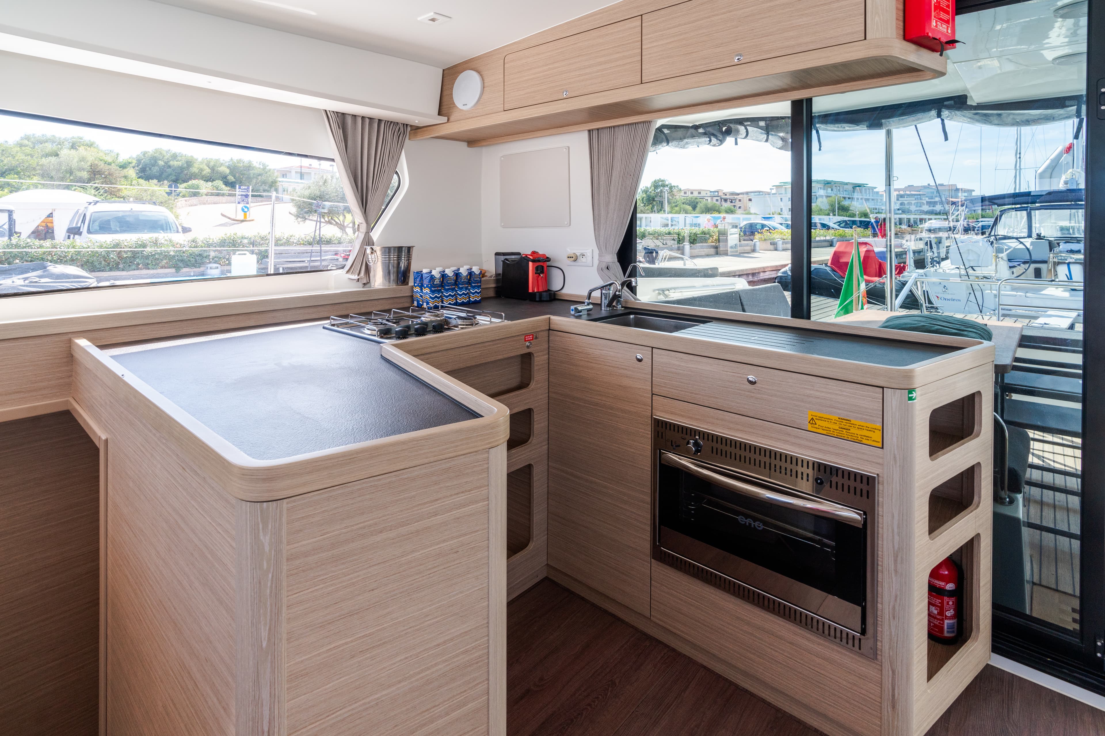 Lagoon 42 - photo 18