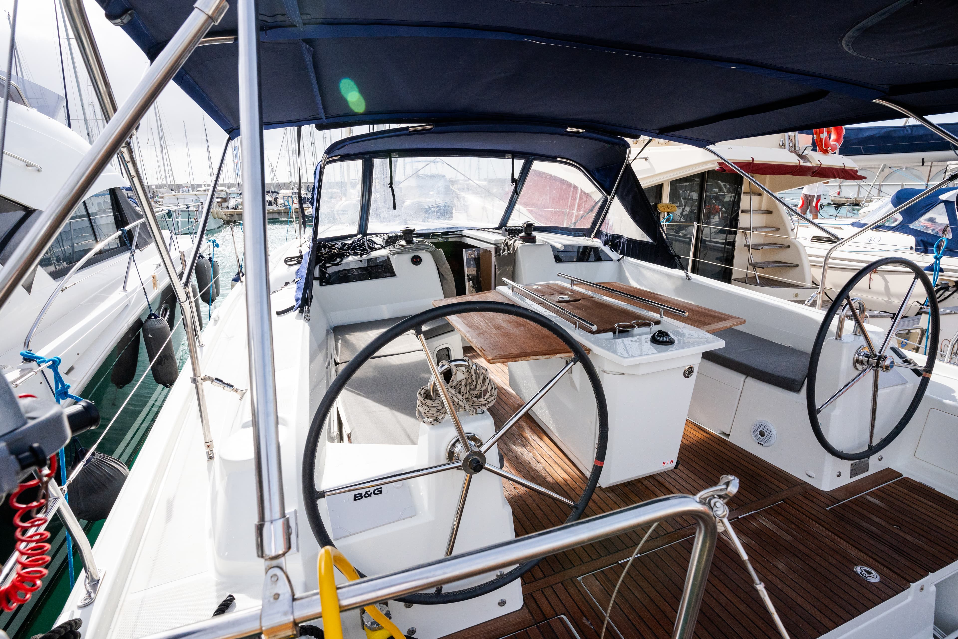 Oceanis 40.1 - photo 26