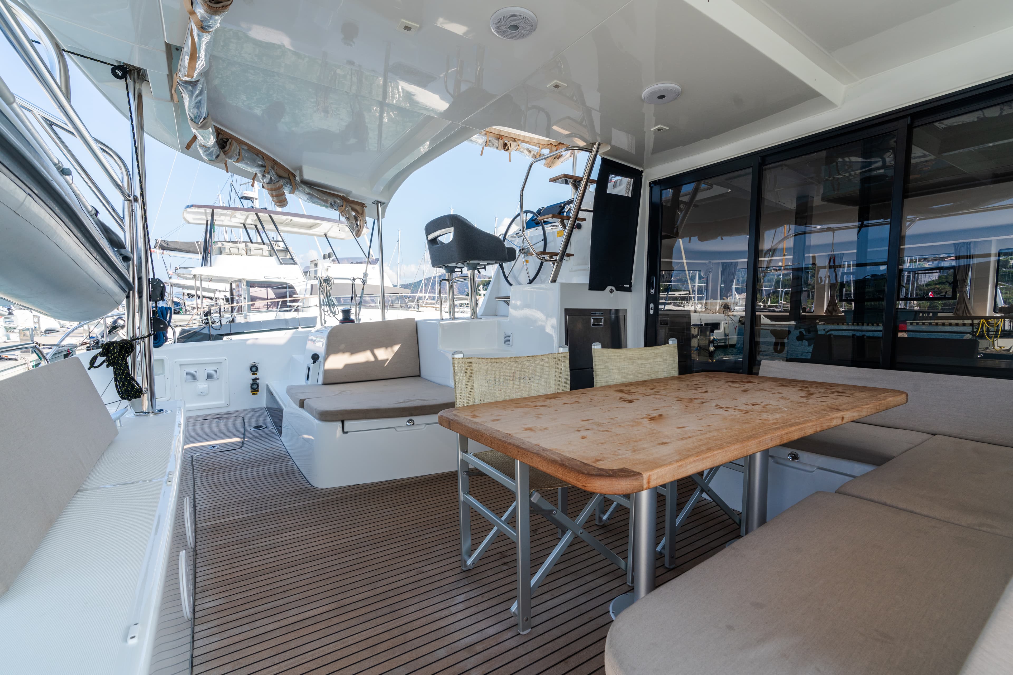 Lagoon 42 - photo 22