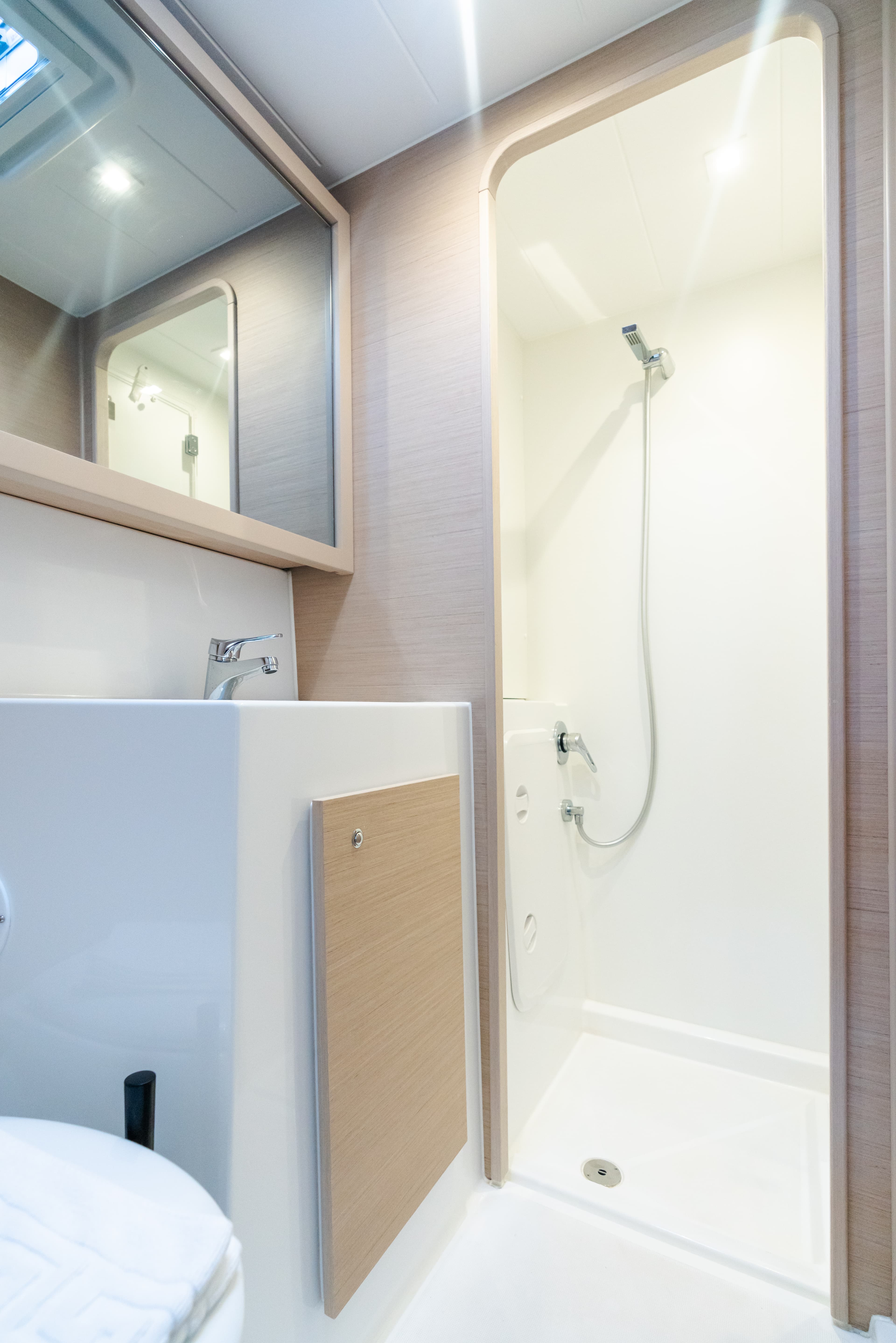 Lagoon 42 - photo 13