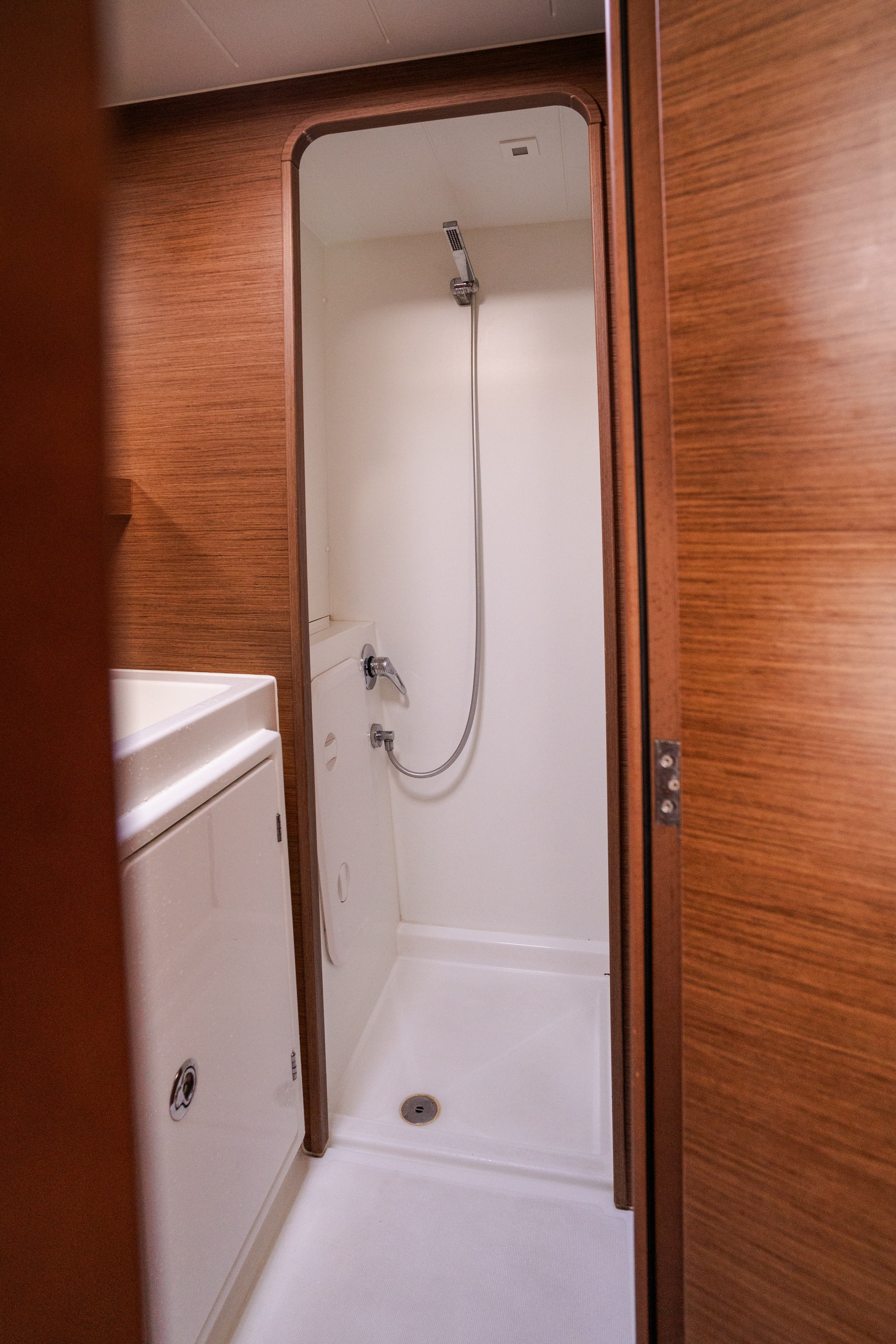 Lagoon 42 - photo 32