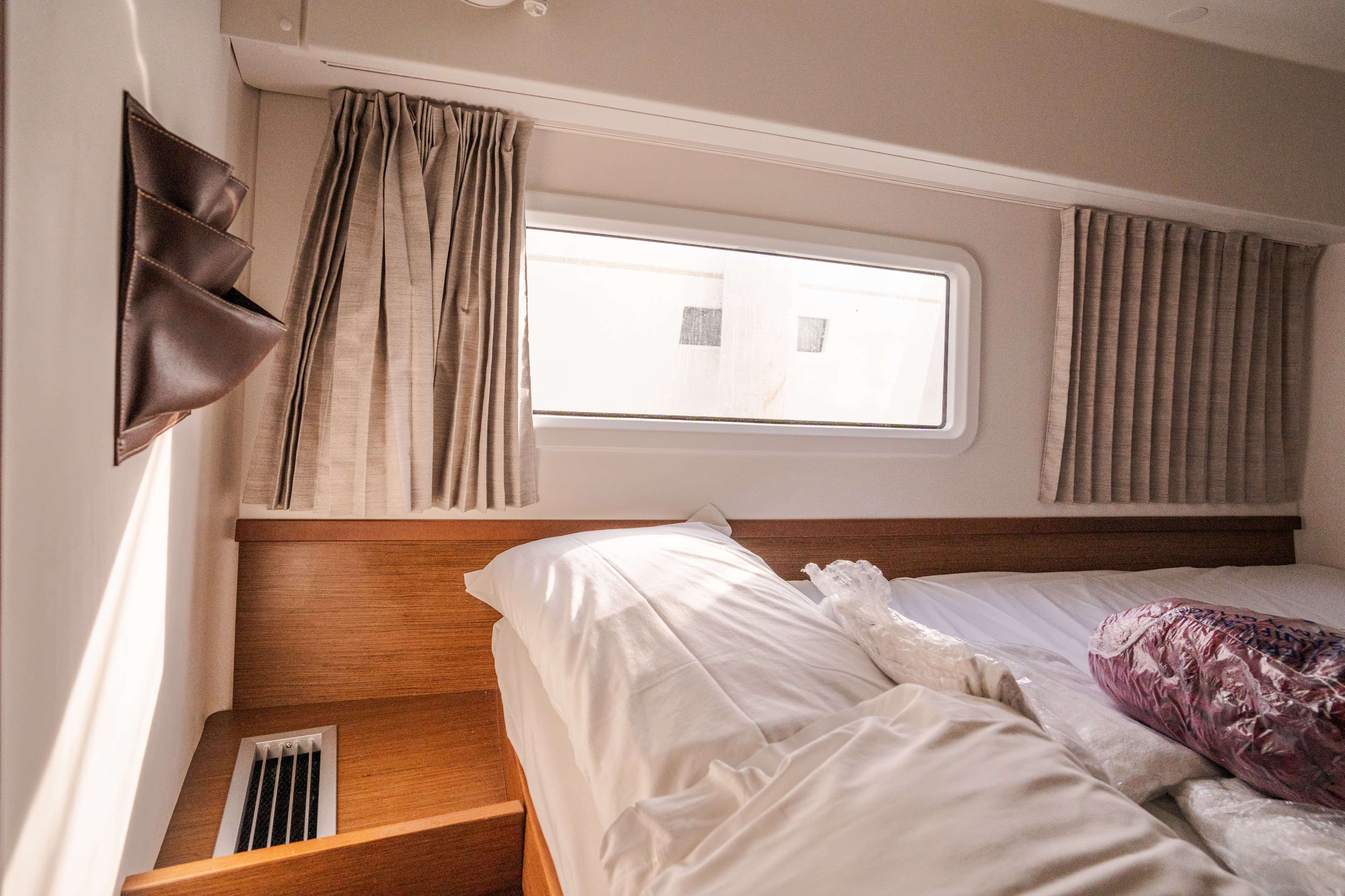 Lagoon 42 - photo 43