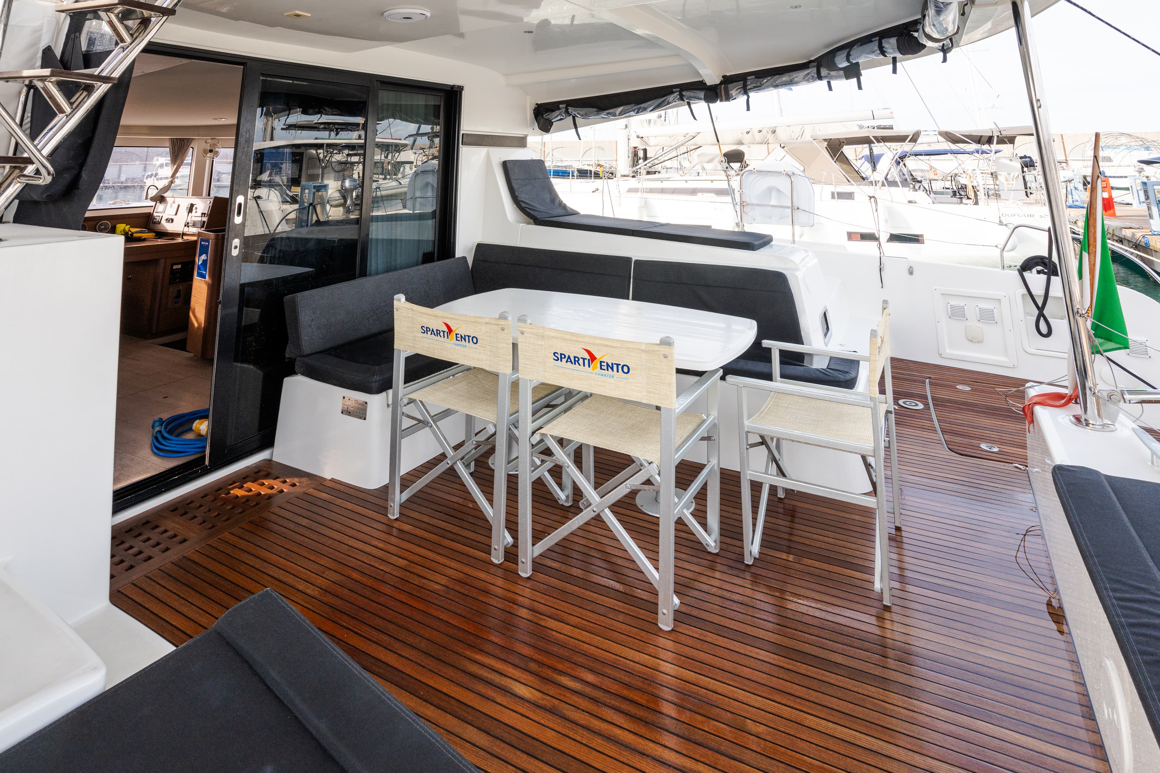 Lagoon 42 - photo 37