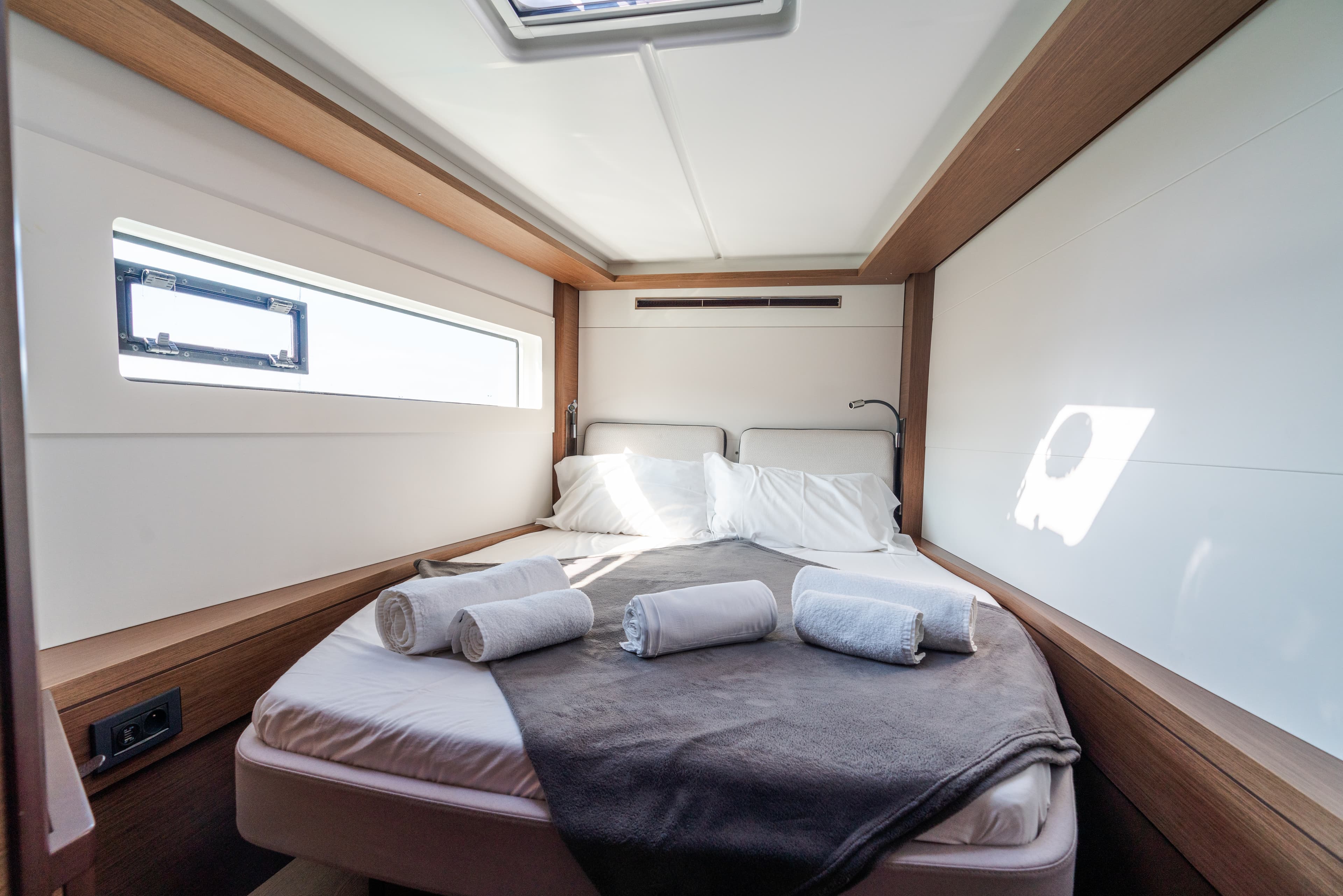 Lagoon 46  - photo 23