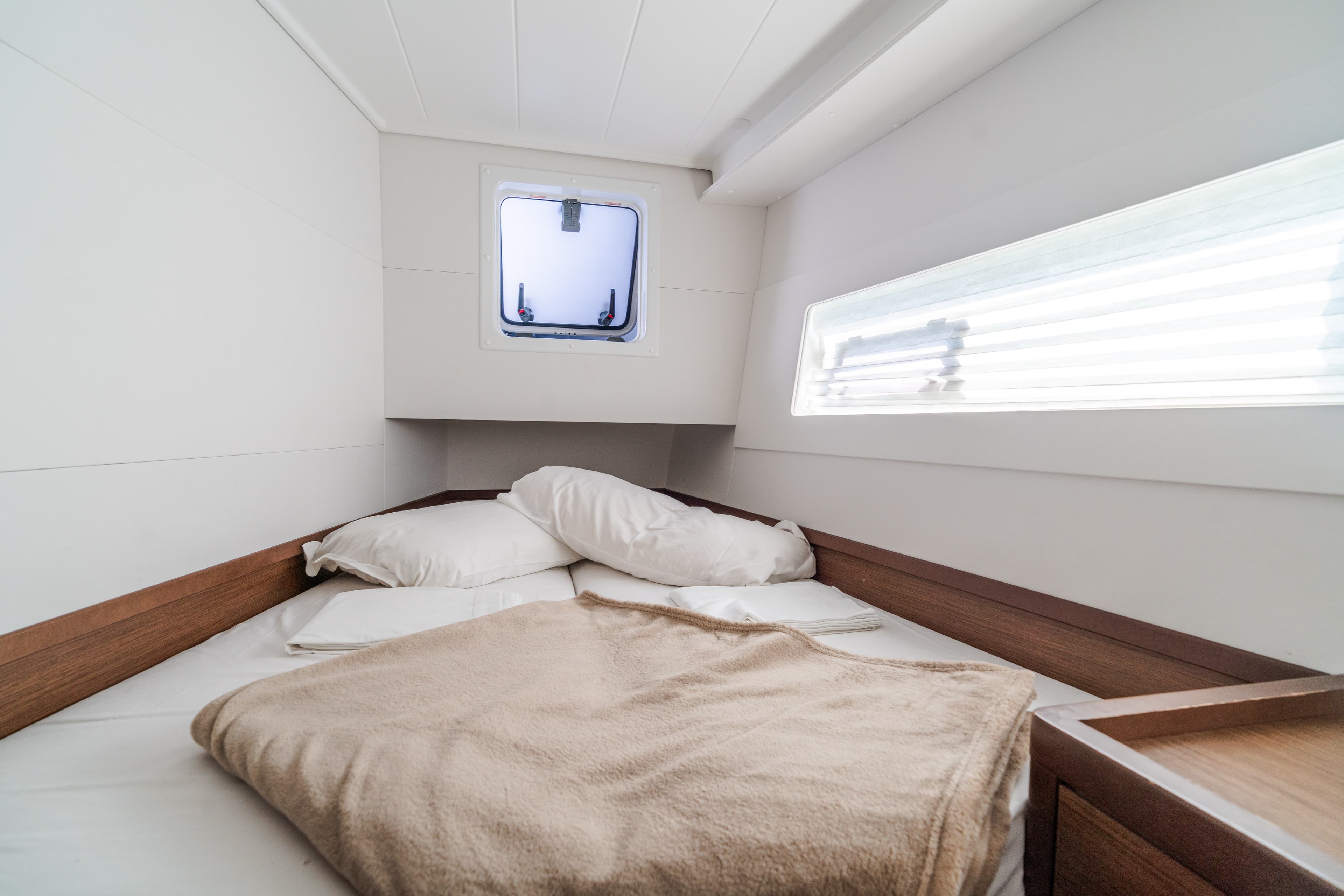 Lagoon 40 - photo 19