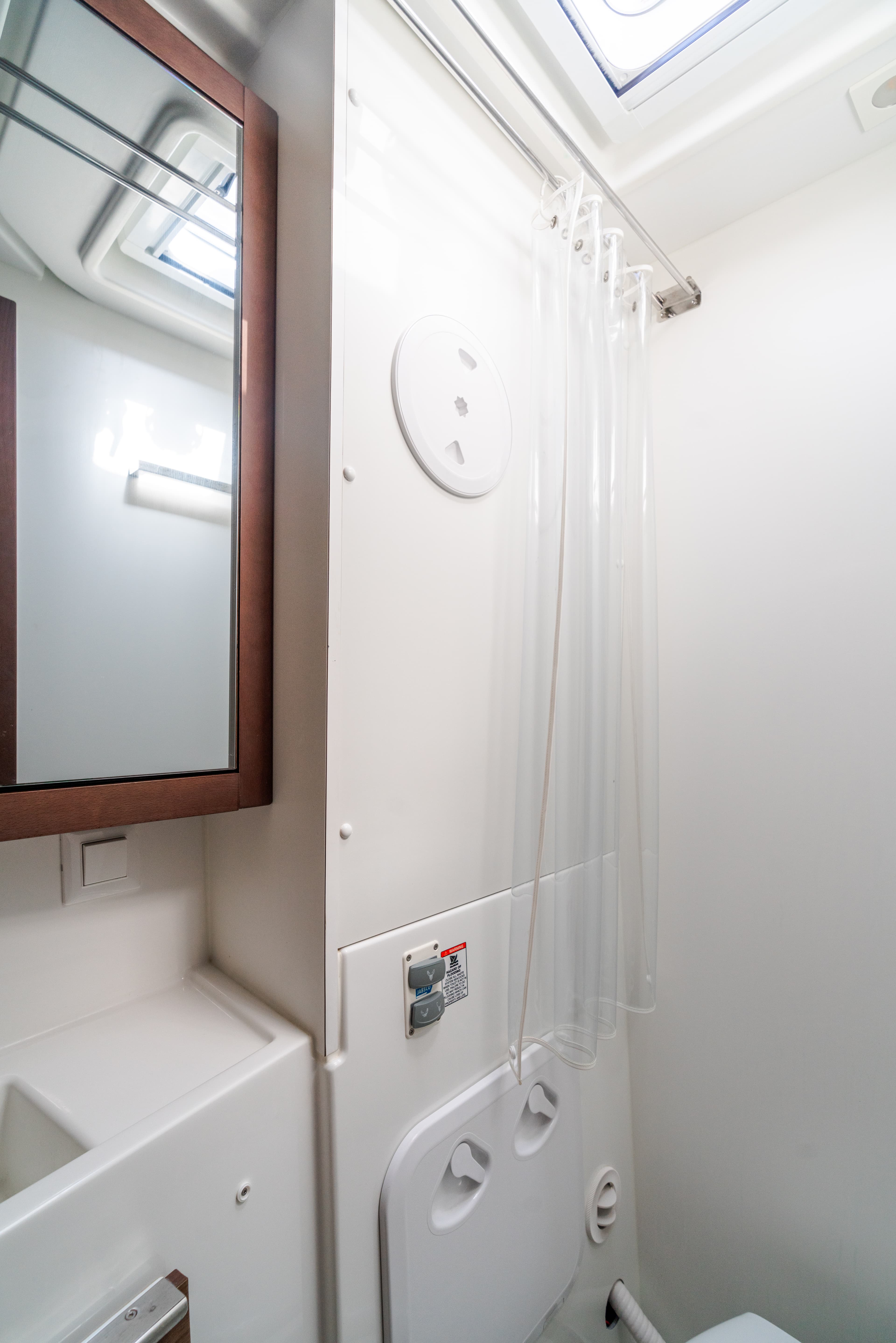 Lagoon 40 - photo 25