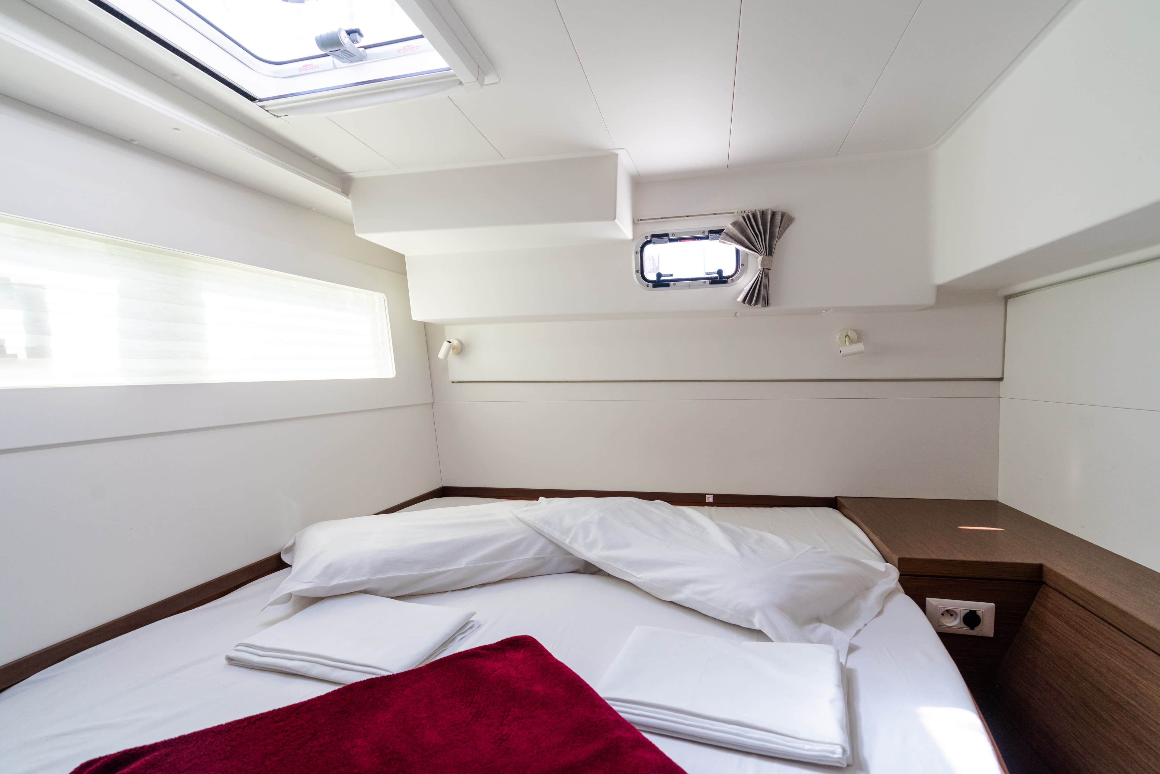 Lagoon 40 - photo 11