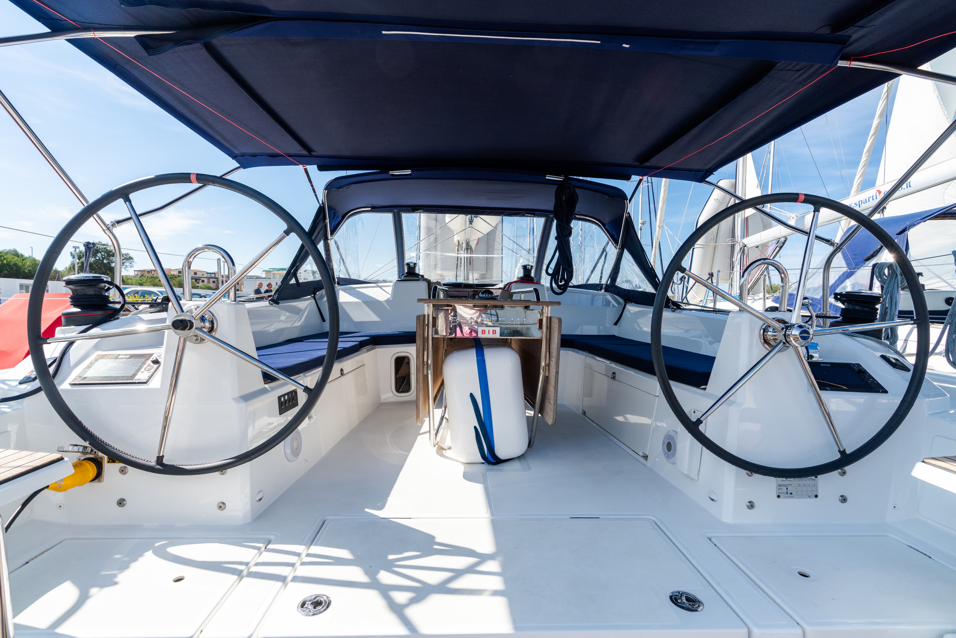 Oceanis 40.1 - photo 15