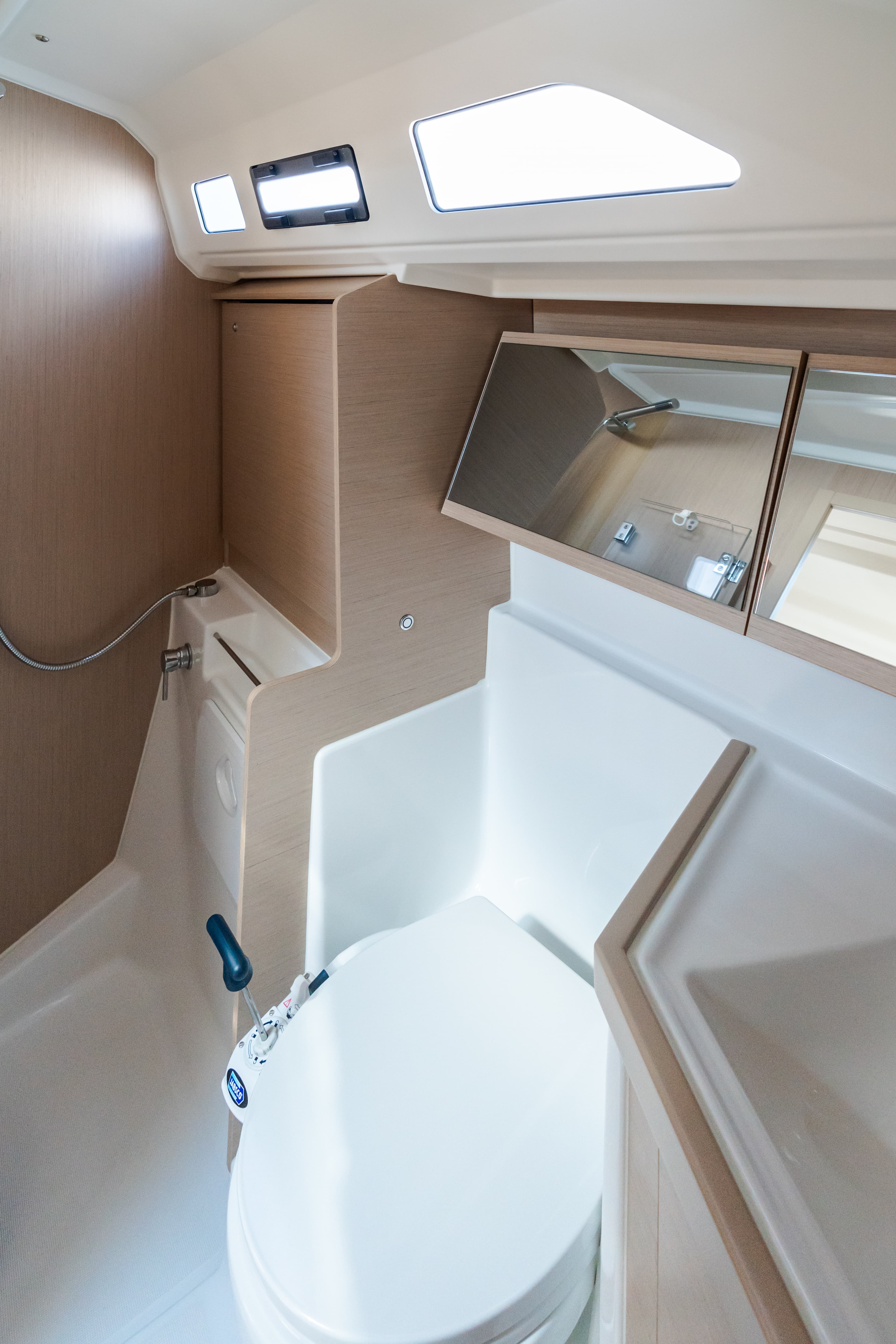 Oceanis 40.1 - photo 14