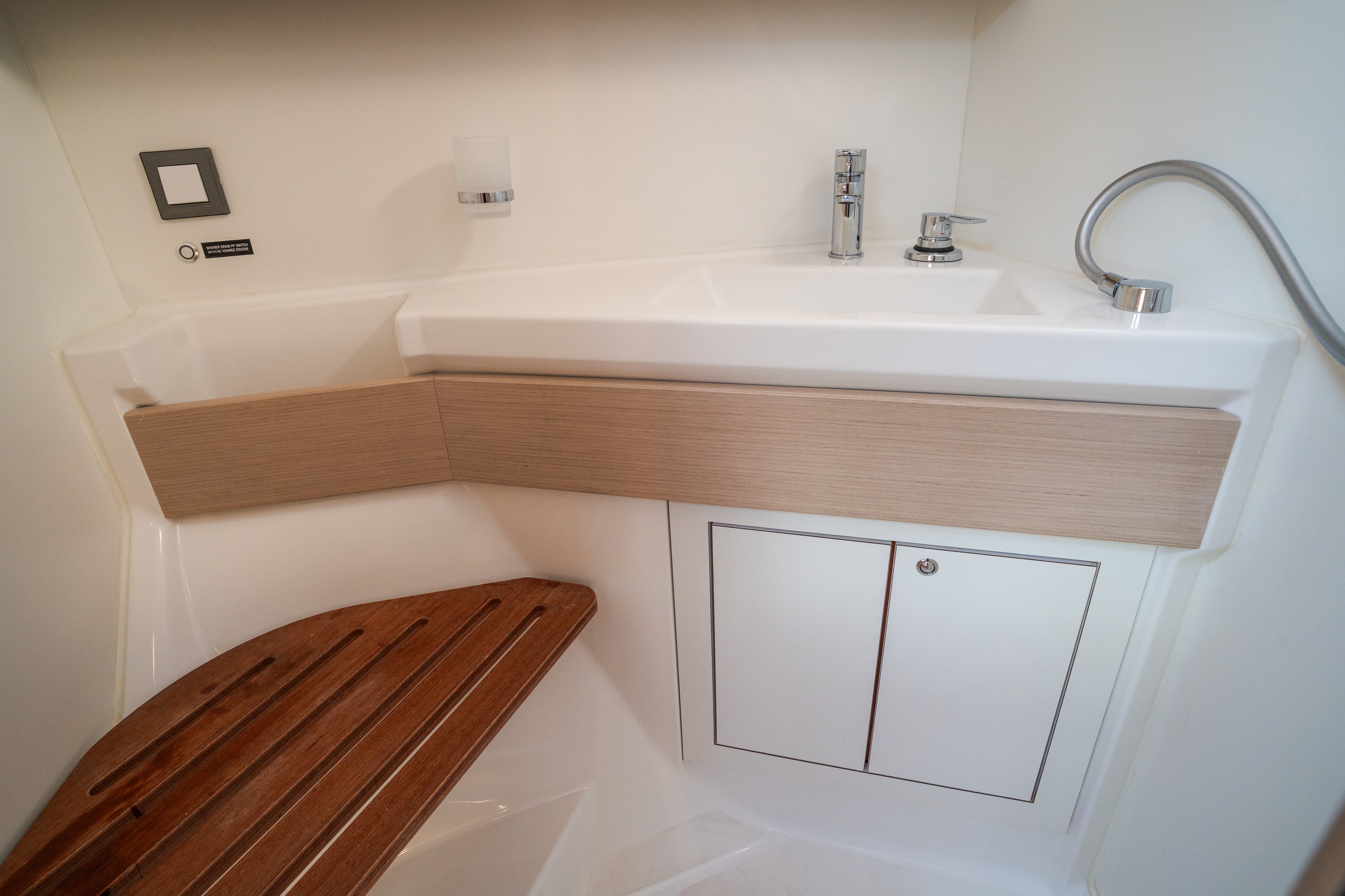 Oceanis 46.1 - photo 9