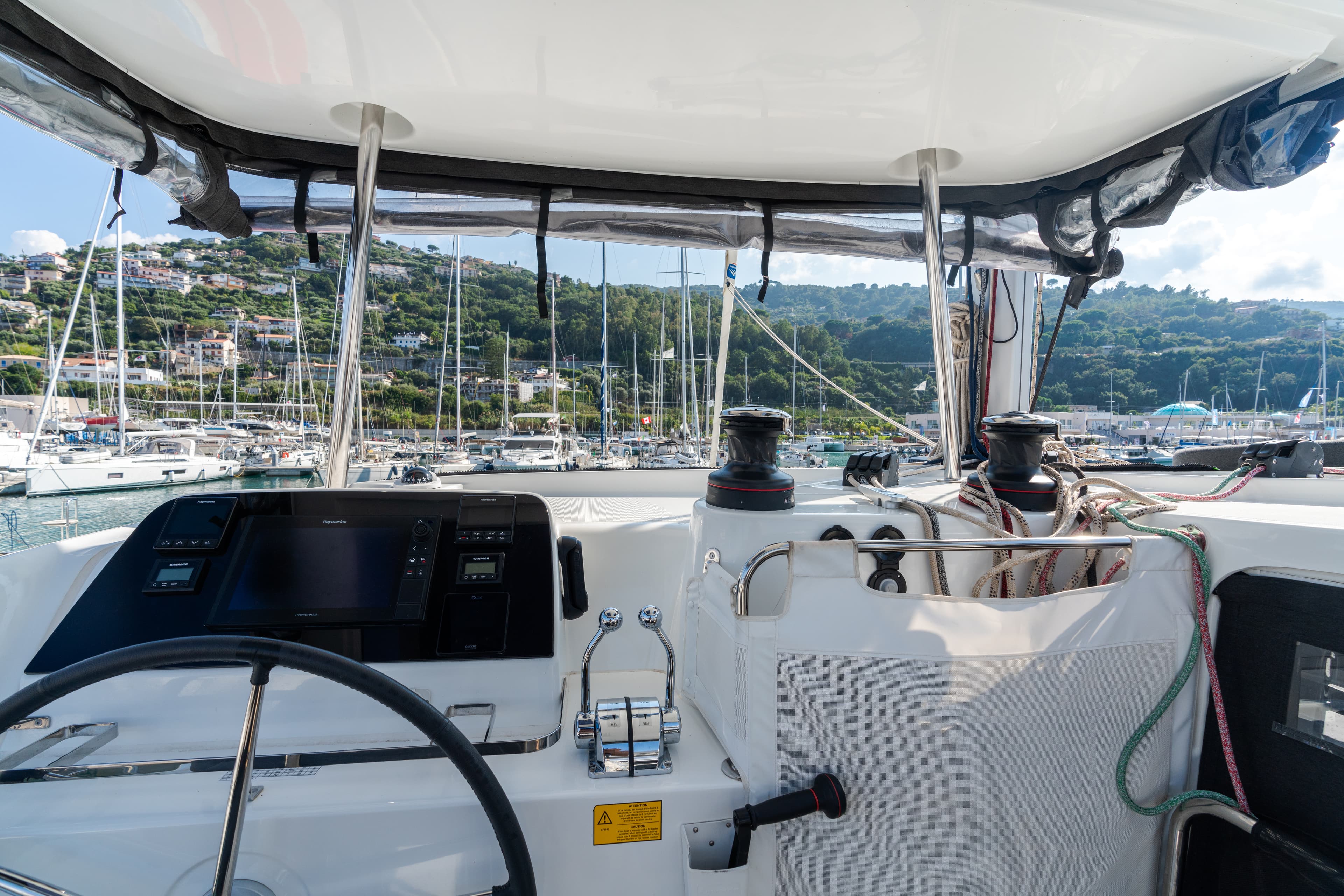 Lagoon 42 - photo 19