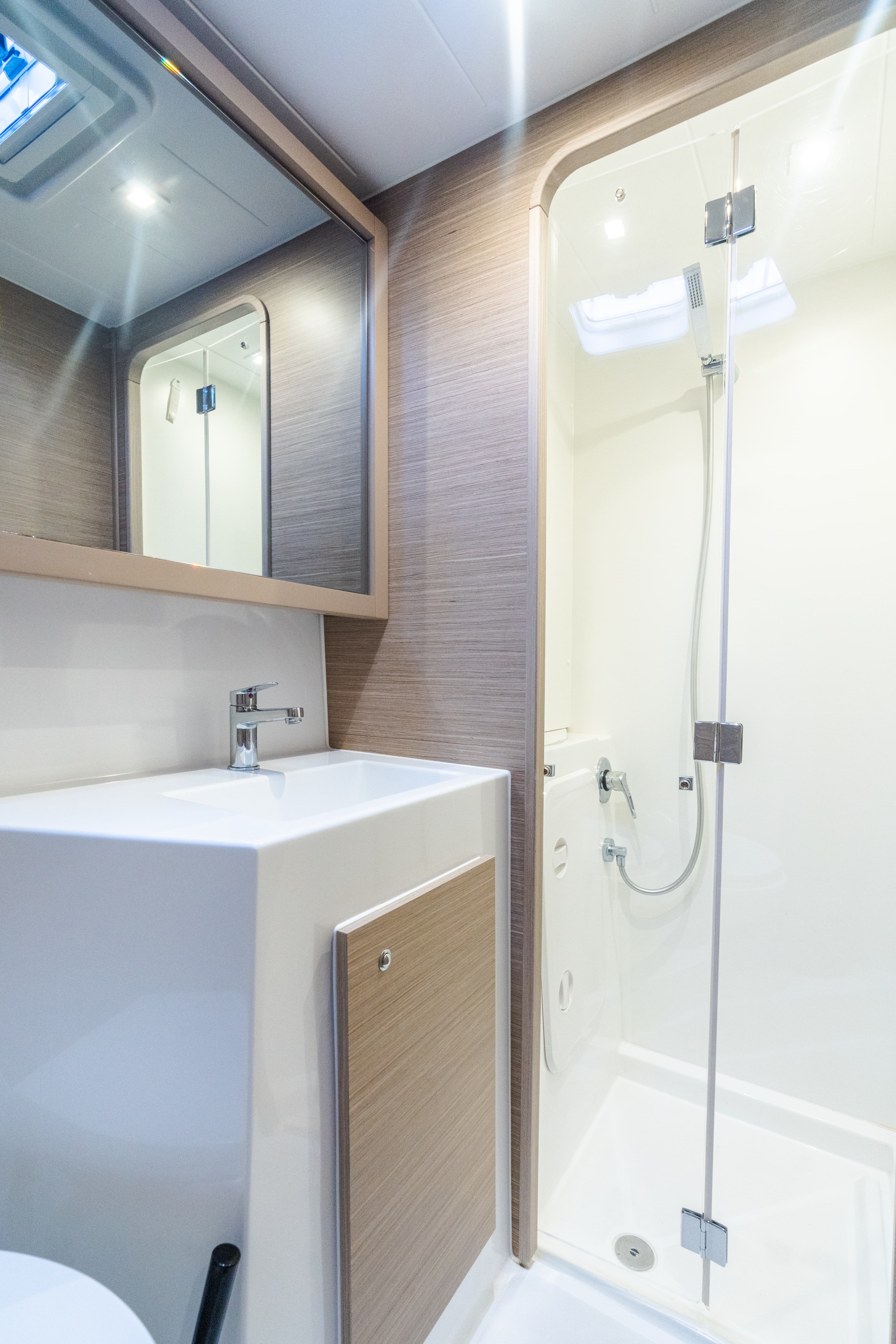 Lagoon 42 - photo 18