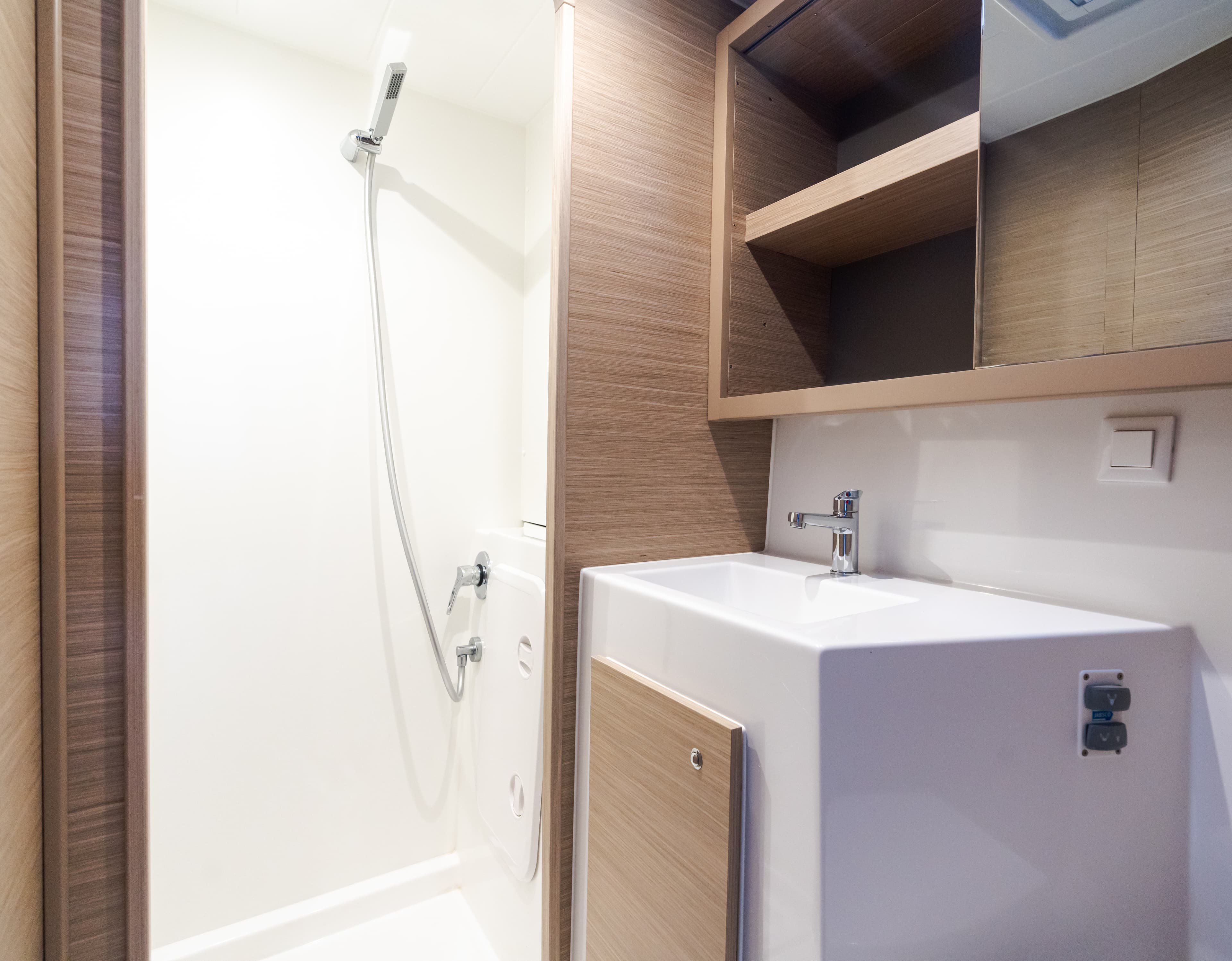 Lagoon 42 - photo 16