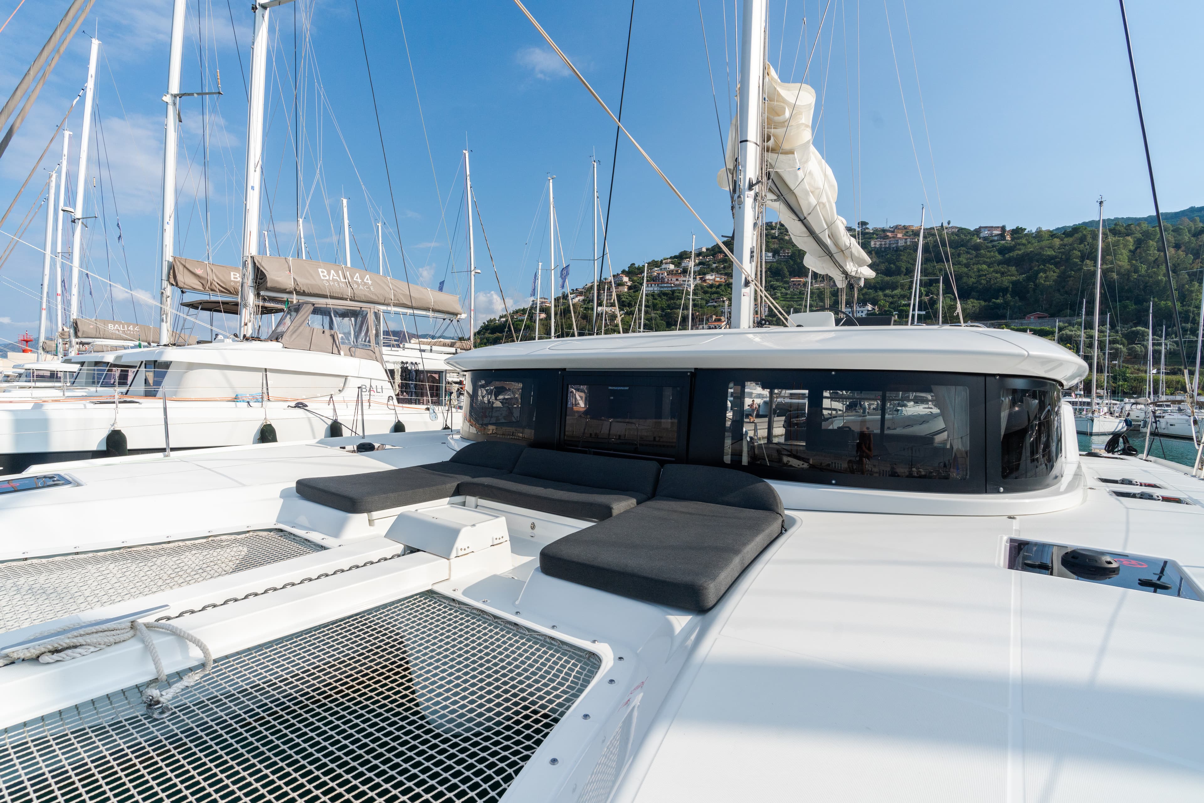 Lagoon 46  - photo 18