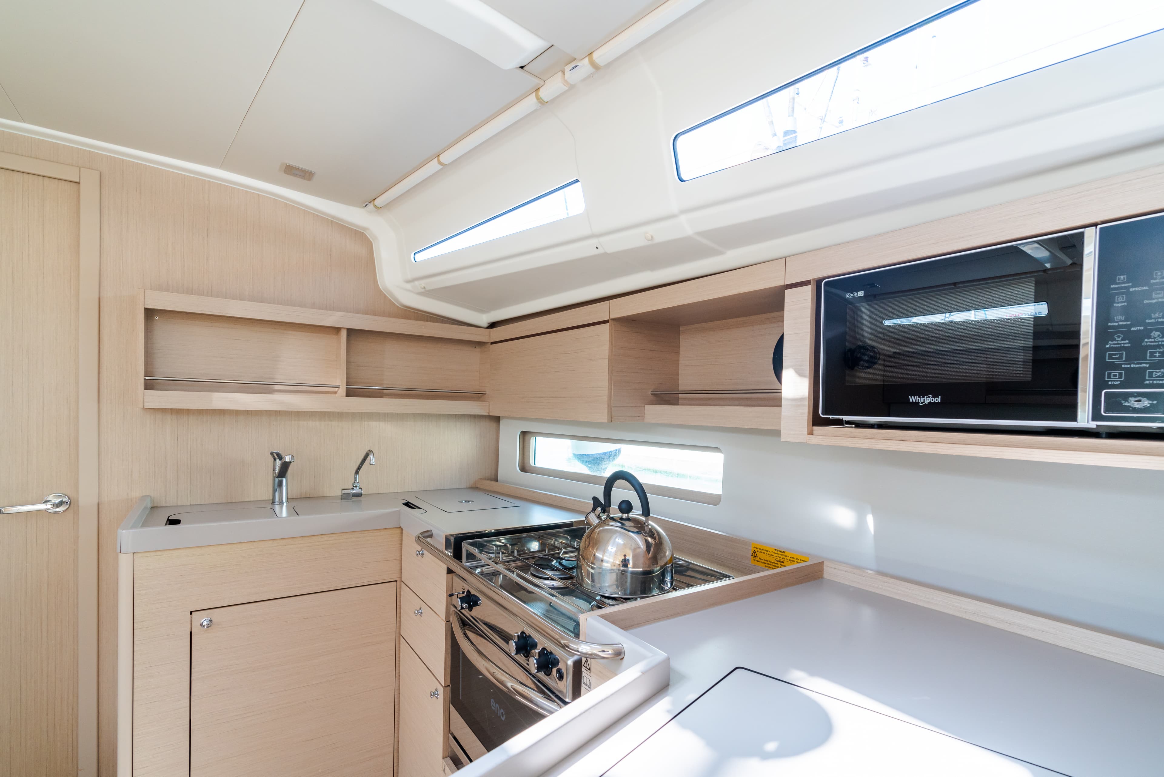 Oceanis 40.1 - photo 16