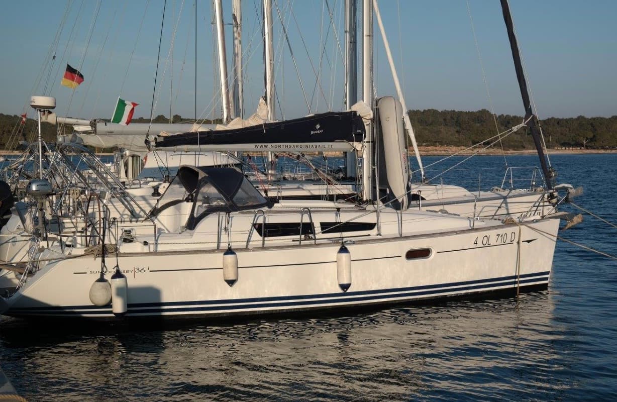 Sun Odyssey 36i - photo 10
