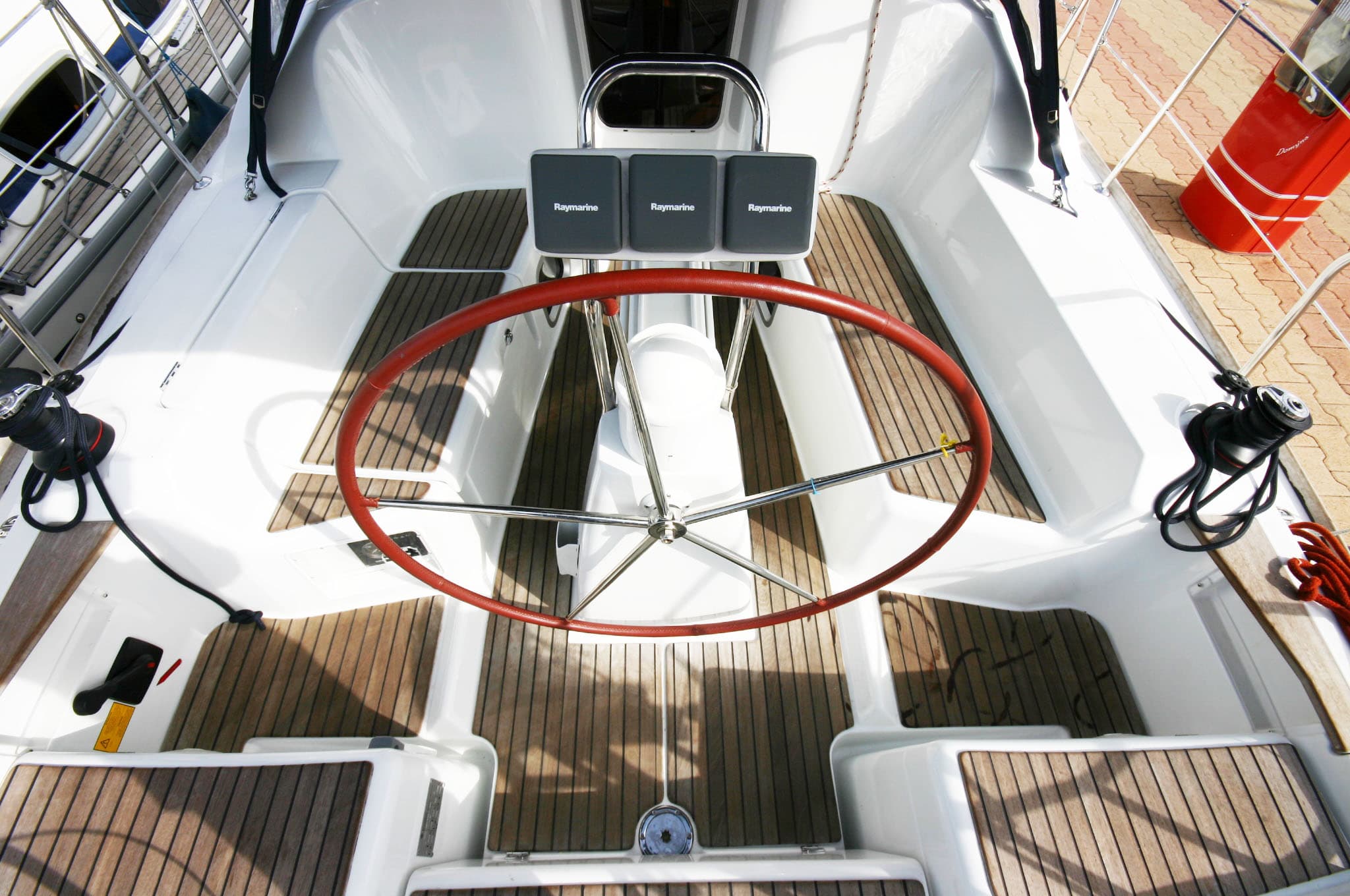 Sun Odyssey 36i - photo 12