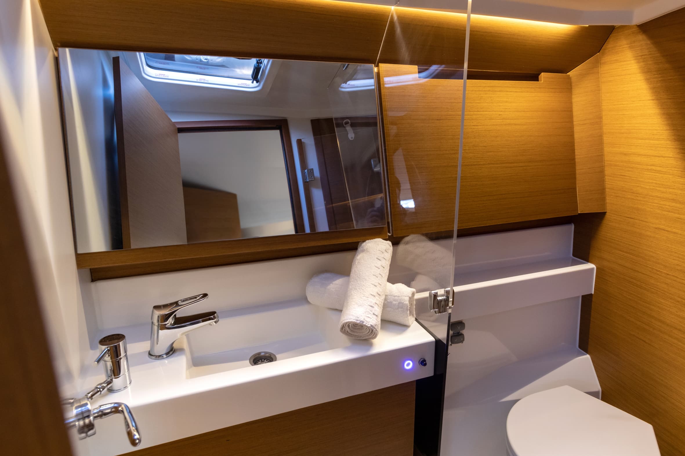 Sun Odyssey 410 - photo 10