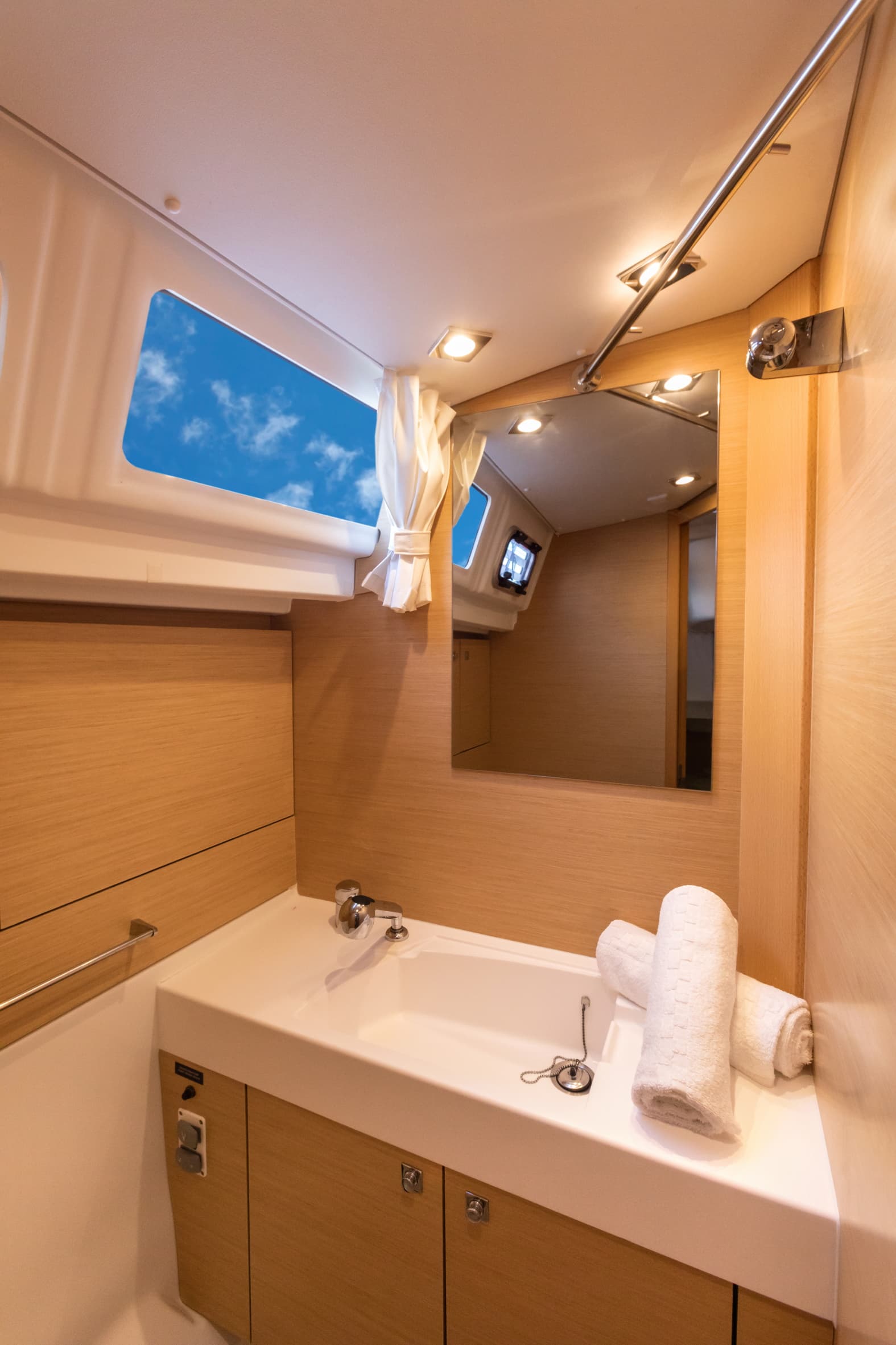 Sun Odyssey 479 - photo 7