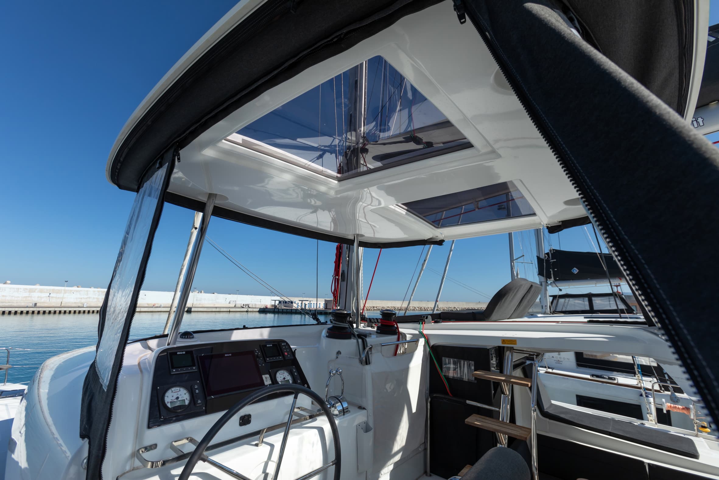 Lagoon 42 - photo 20