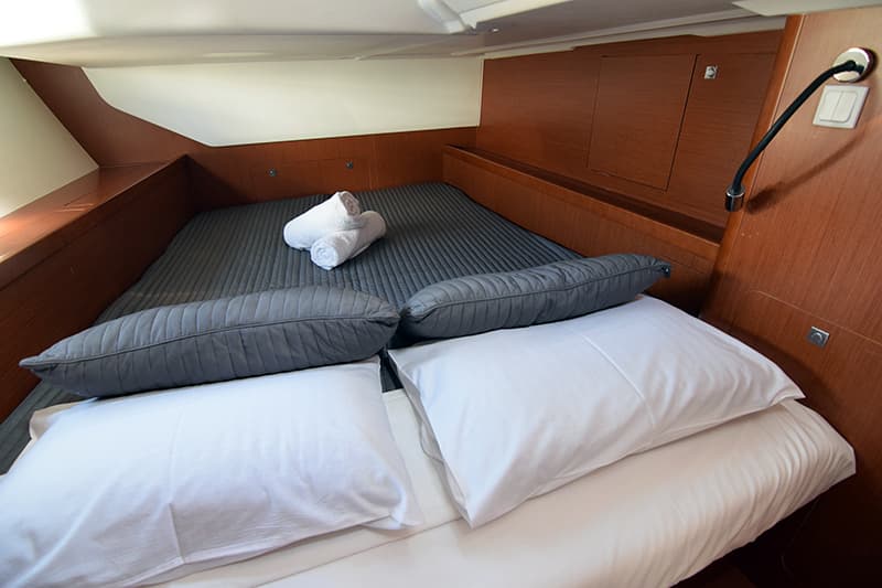 Oceanis 45 - photo 11