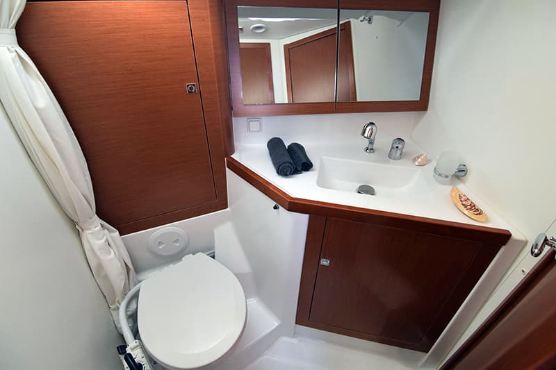 Oceanis 45 - photo 14