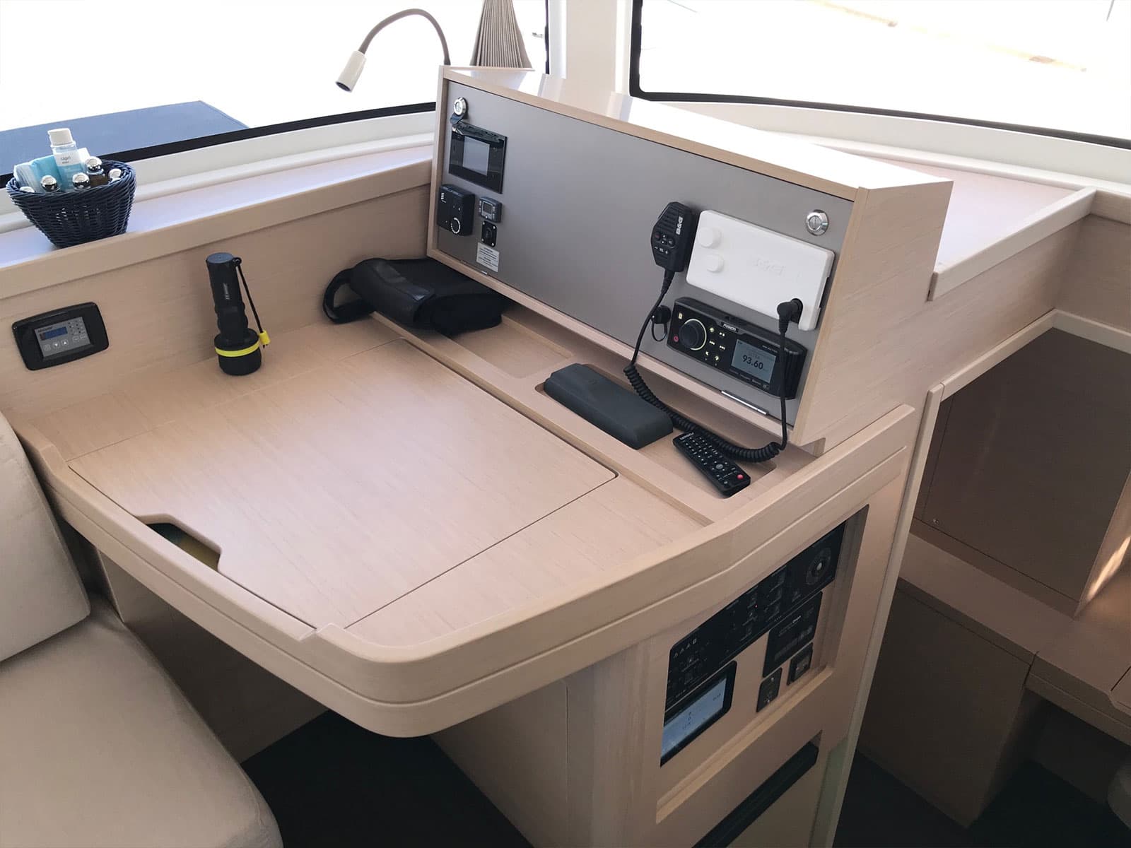 Lagoon 42 - photo 18