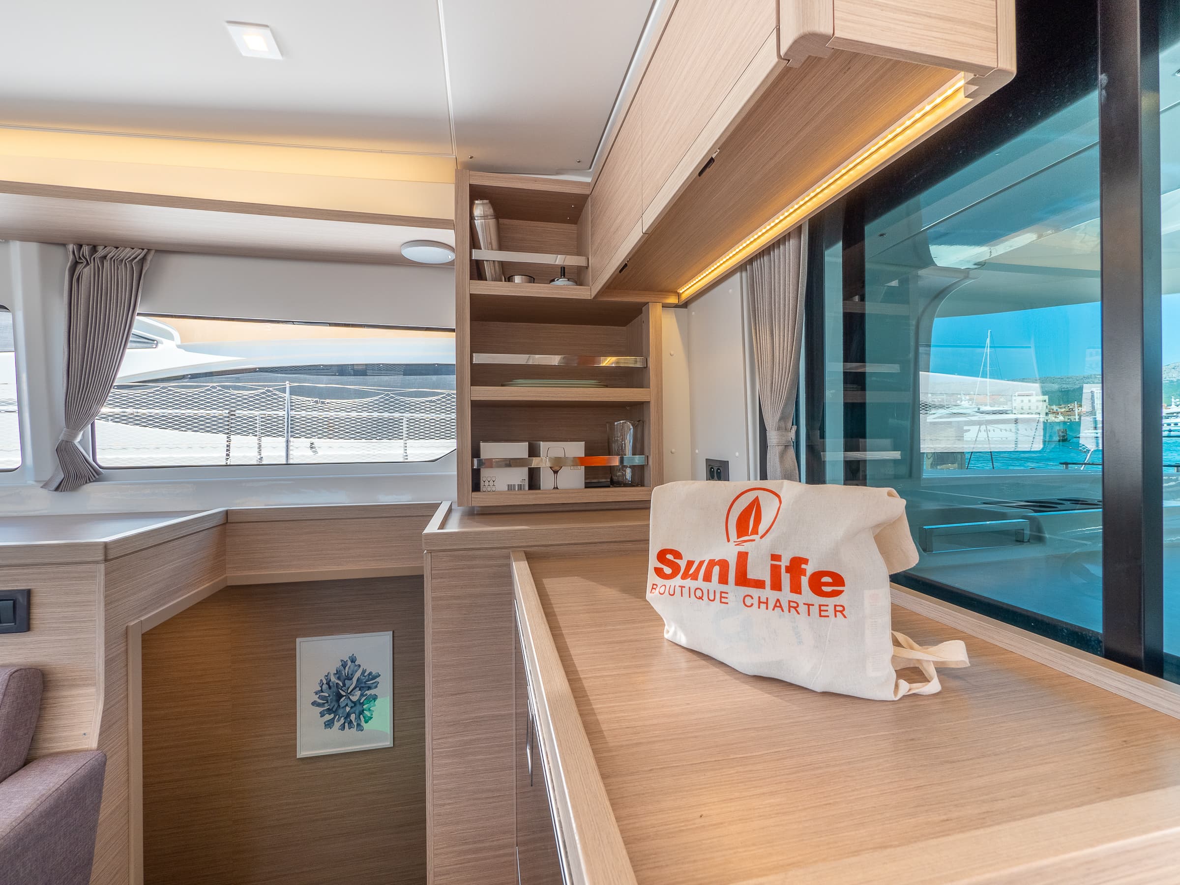 Lagoon 46  - photo 35