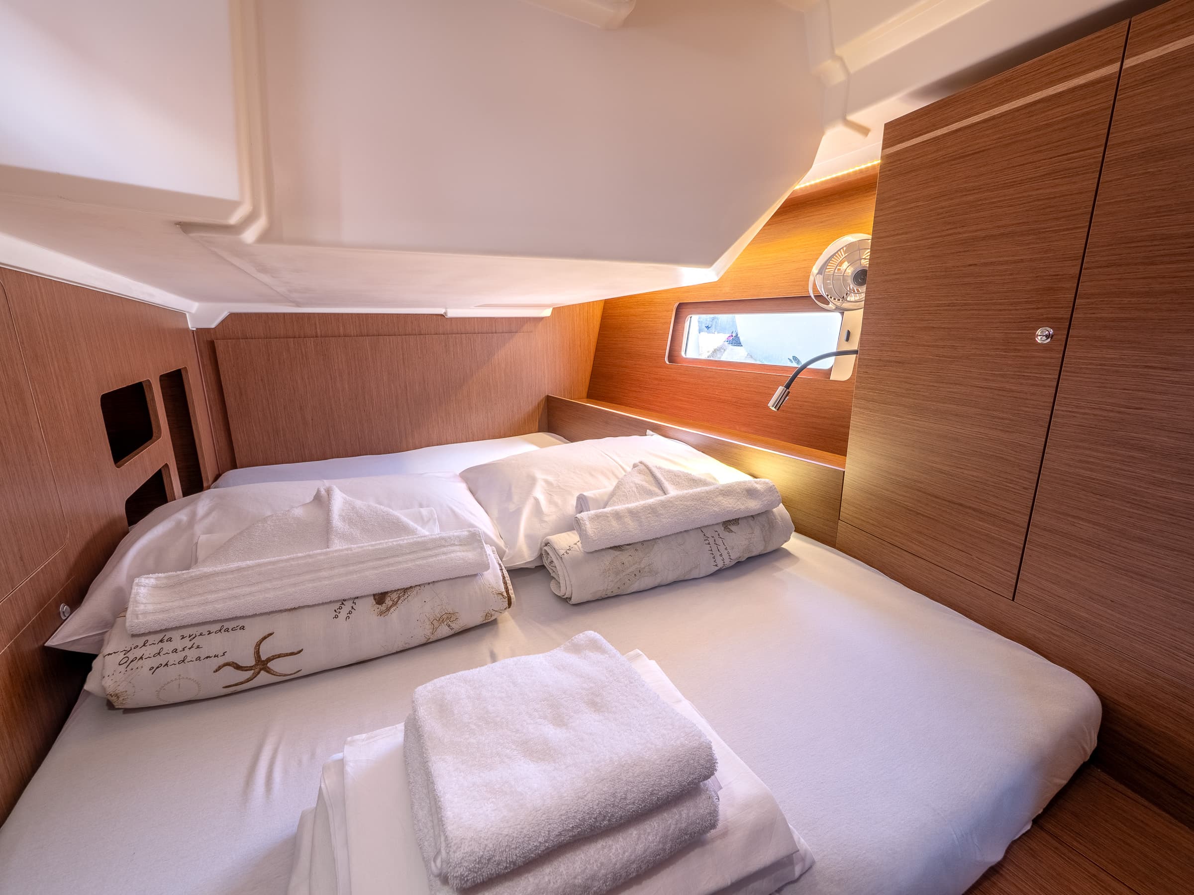 Oceanis 46.1 - photo 16