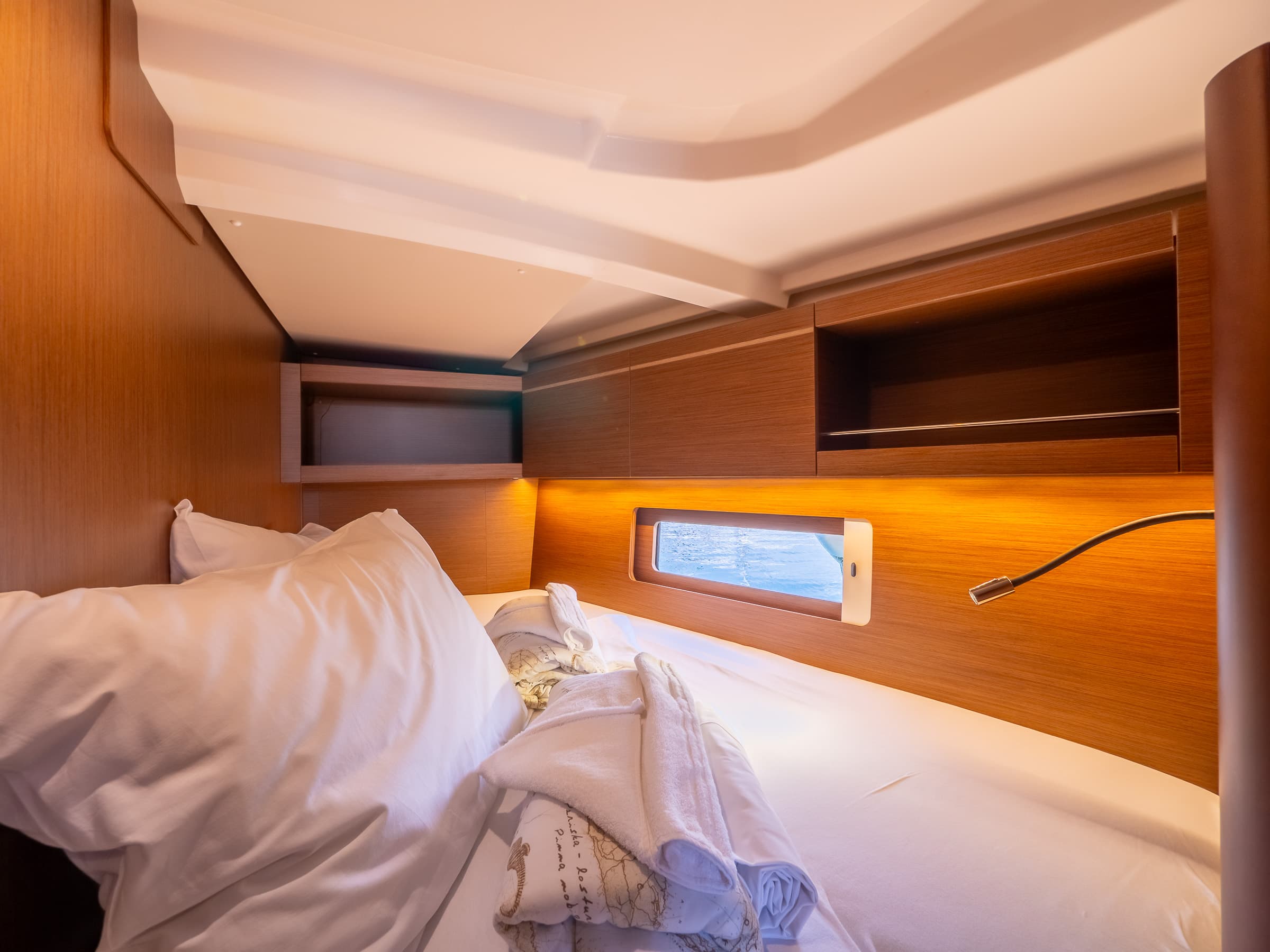 Oceanis 46.1 - photo 17