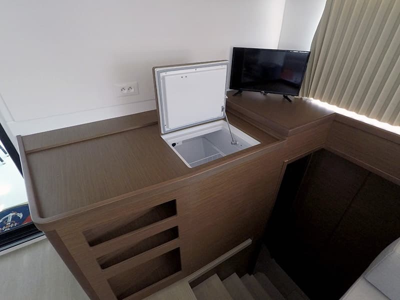 Lagoon 42 - photo 11