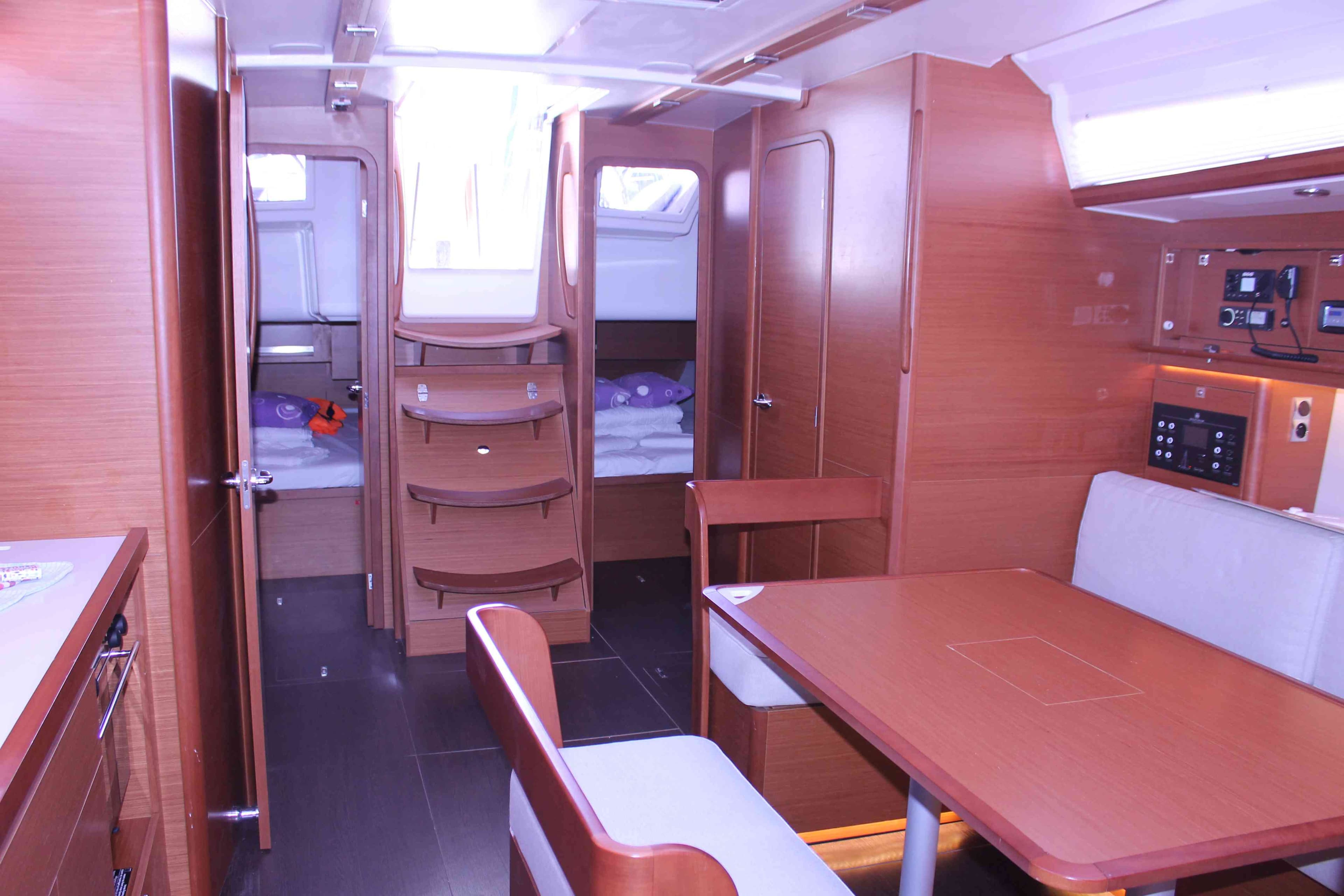 Dufour 430 - photo 16