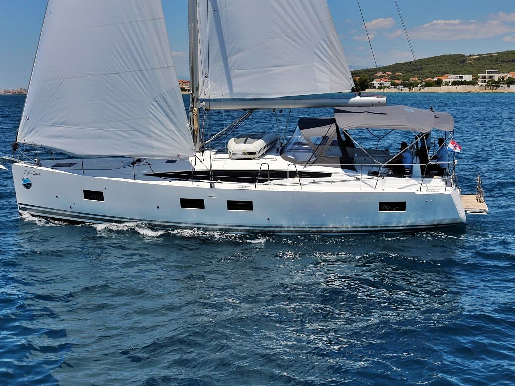 Jeanneau 54 - photo